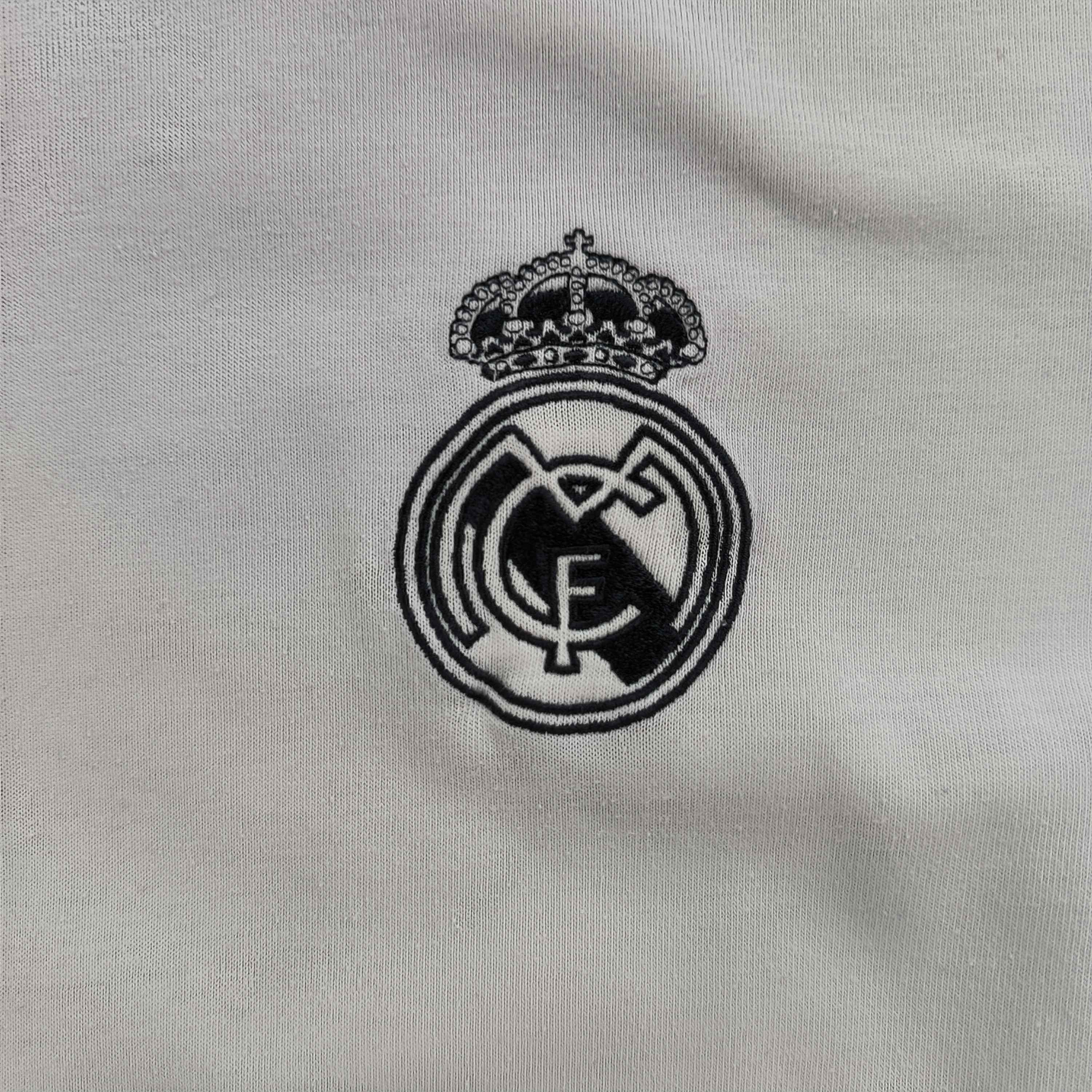 Adidas Real Madrid 2014-15 Adidas football tee shirt size M Size US M / EU 48-50 / 2 - 3 Thumbnail
