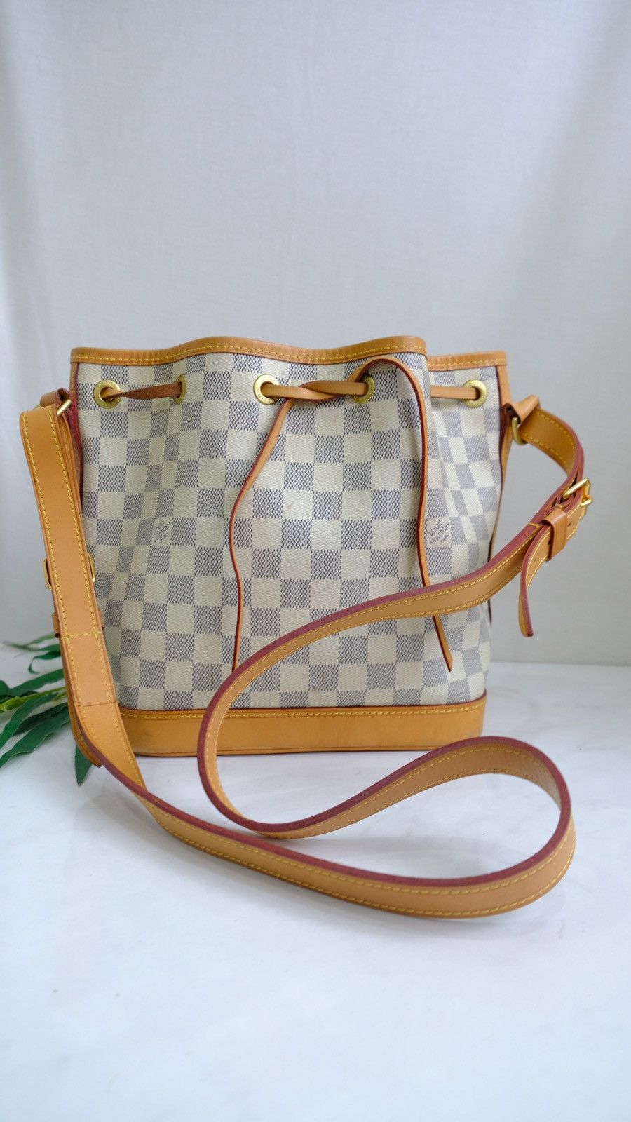 Louis Vuitton Louis Vuitton Damier Azur Noe white shoulder bag Size ONE SIZE - 1 Thumbnail
