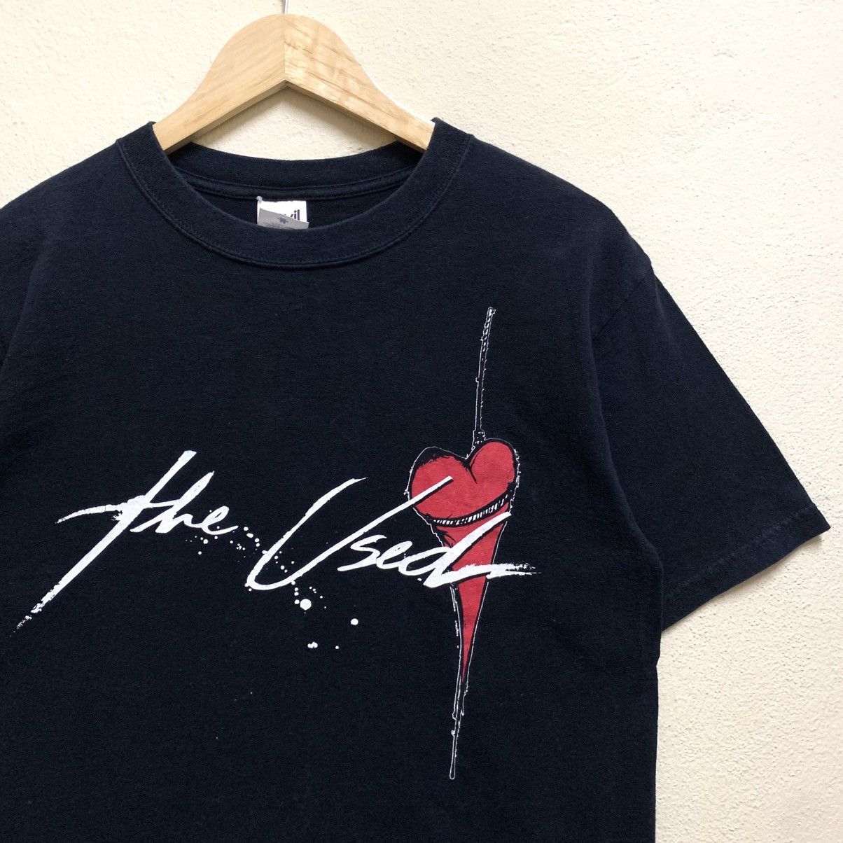 Band Tees × Vintage Vintage y2k THE USED In Love And Death Band T-shirt Size US M / EU 48-50 / 2 - 3 Thumbnail