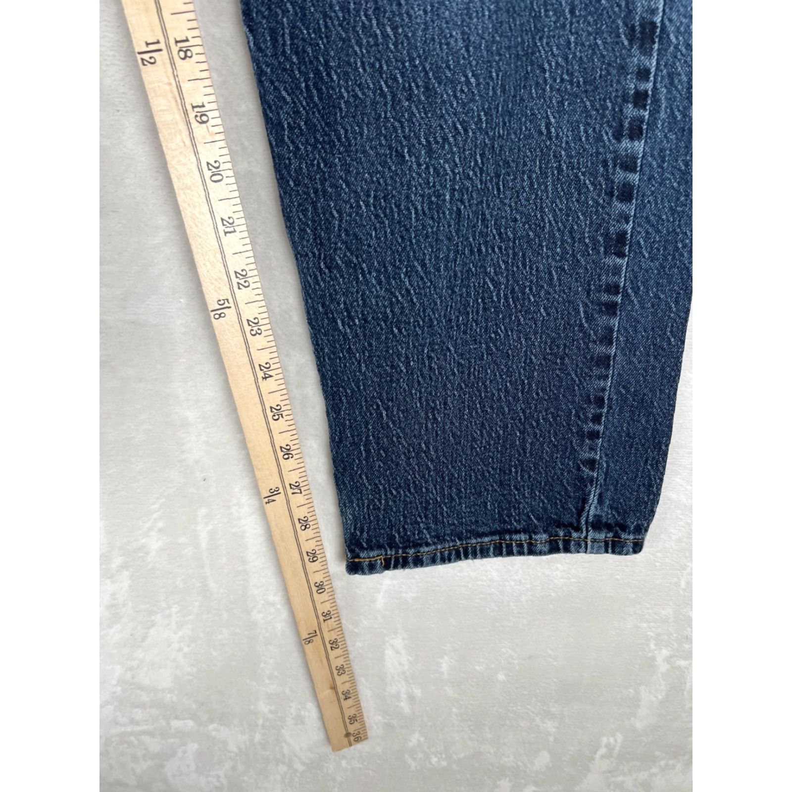 Levi's Levi's 505 Jeans Regular Denim 38x30 Blue Medium Wash Men 5-Pocket Straight Inseam 30in USA 90s Vintage Theme Size US 38 / EU 54 - 3 Thumbnail
