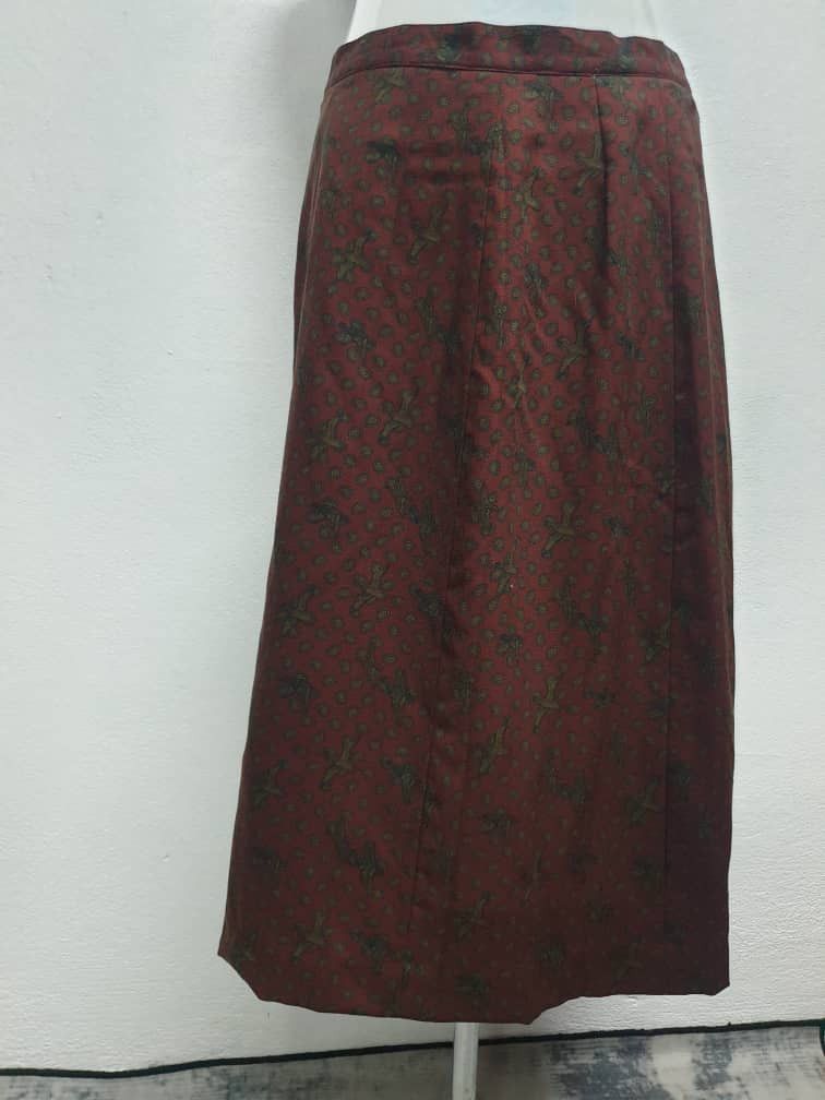 Burberry Vintage Burberry Liberty burgendy Skirt Size 31" - 10 Thumbnail