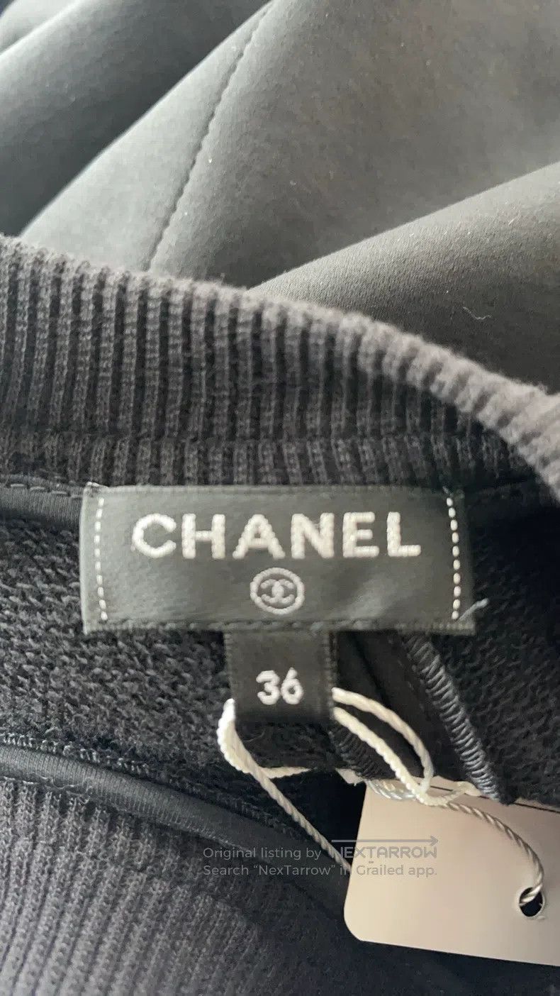 Chanel Chanel Black back metal button sweatshirt coat Size XS / US 0-2 / IT 36-38 - 3 Thumbnail