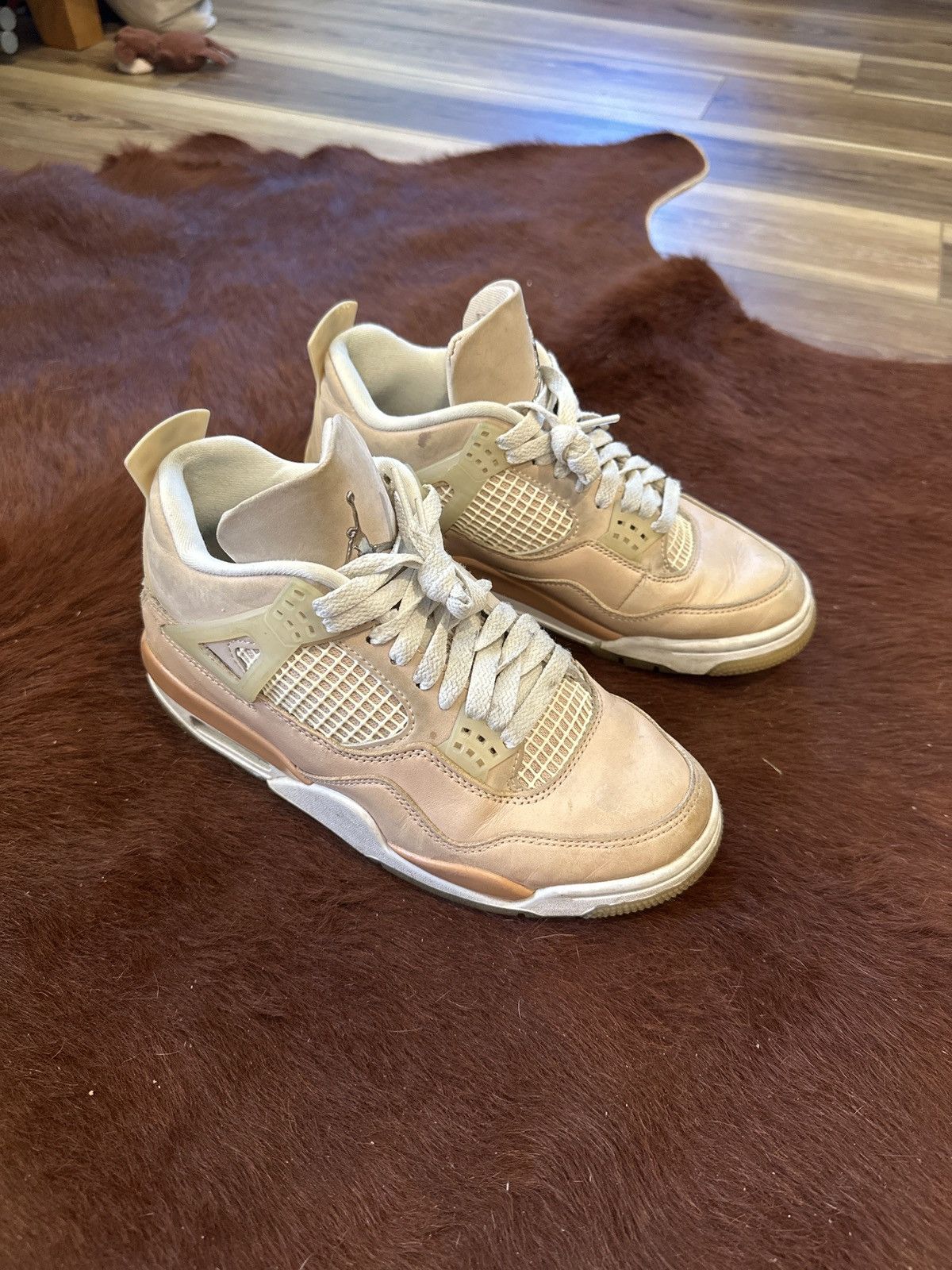 Jordan Brand Jordan 4 Shimmer size 7 Size US 7 / IT 37 - 1 Thumbnail