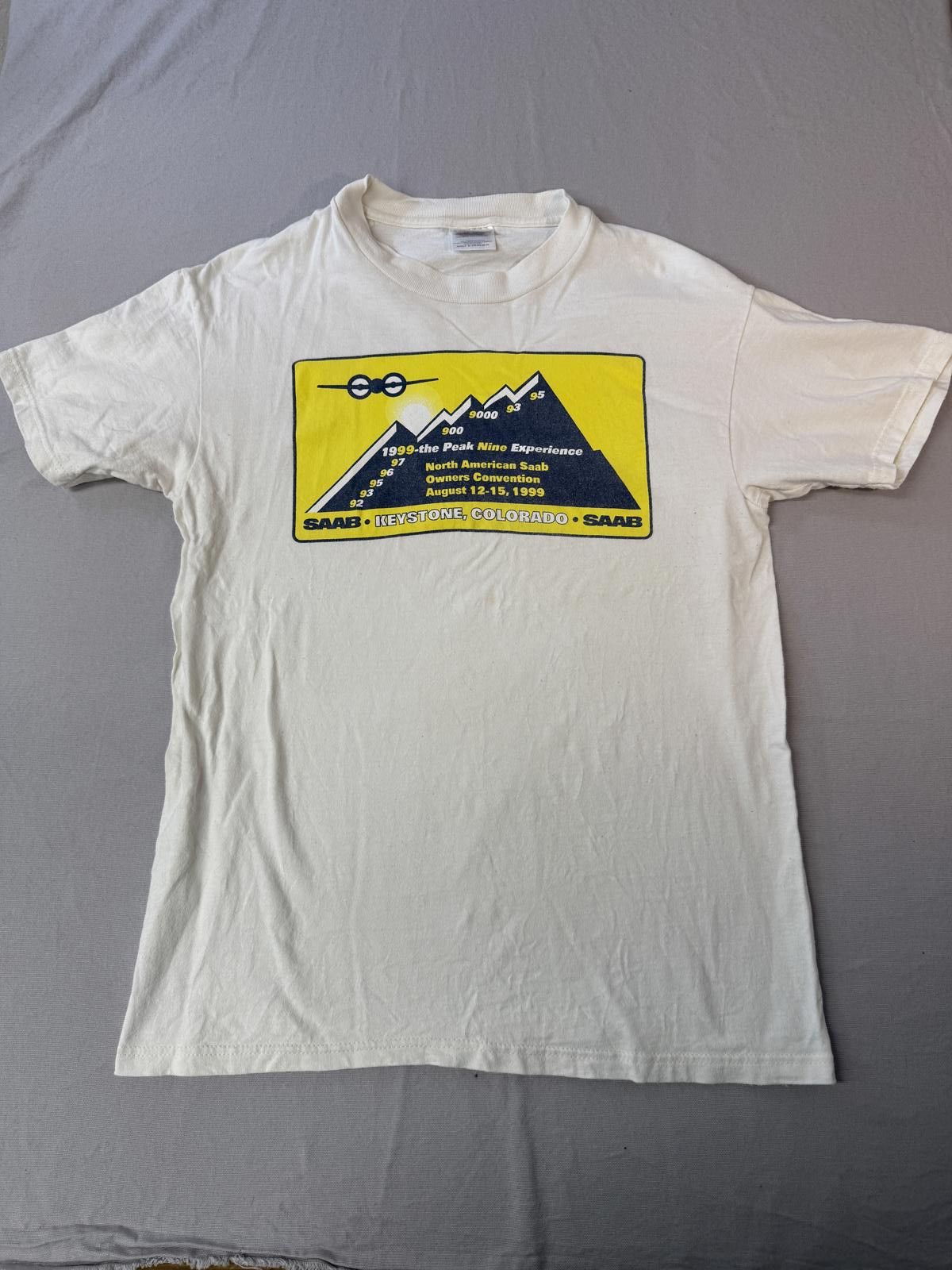 Hanes VTG SAAB T-shirt Keystone Colorado 1999 Peak Nine Experience Size US M / EU 48-50 / 2 - 1 Thumbnail