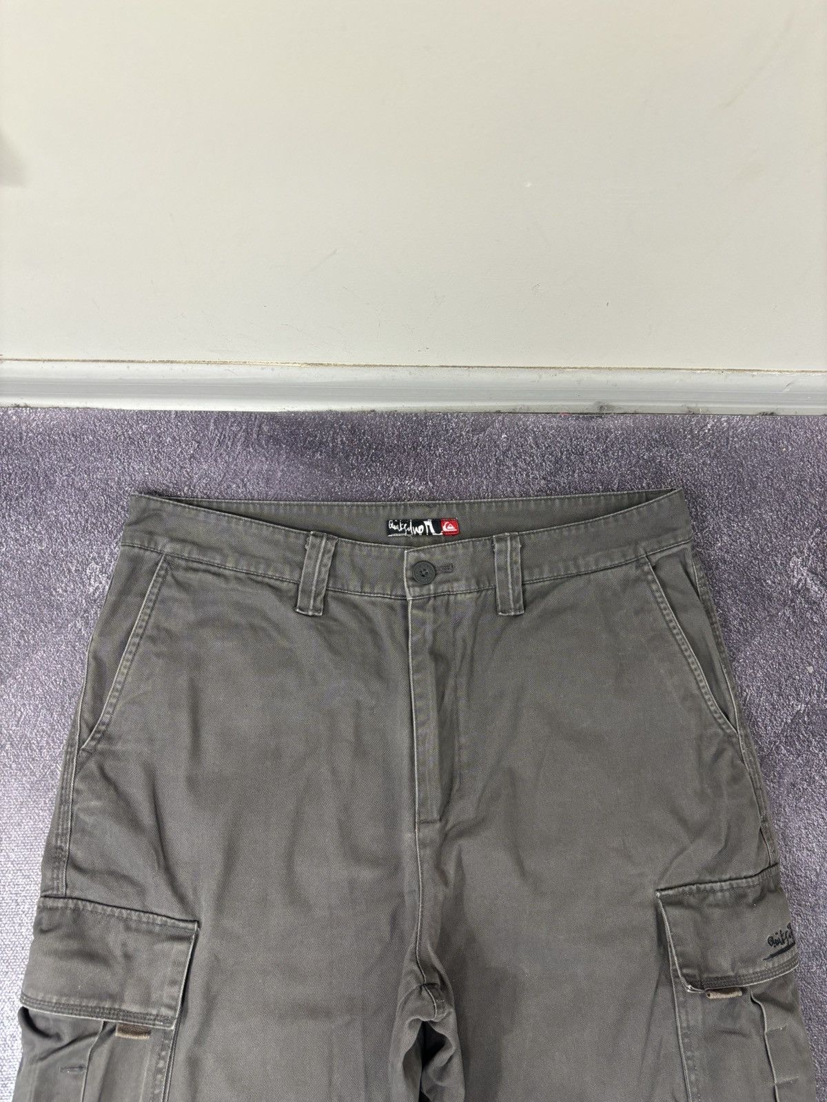 Quiksilver Vintage Quiksilver 2000s Y2K Gray Utility Baggy Cargo Shorts Size US 34 / EU 50 - 7 Thumbnail