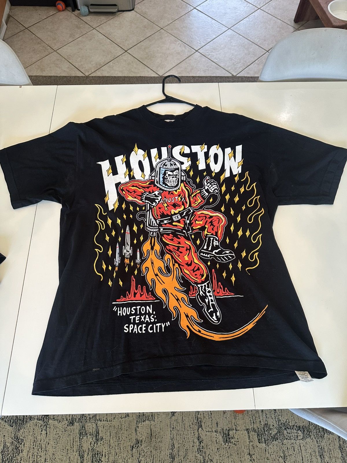 NBA × Warren Lotas Warren Lotas Houston Space City Tee Size US L / EU 52-54 / 3 - 1 Thumbnail