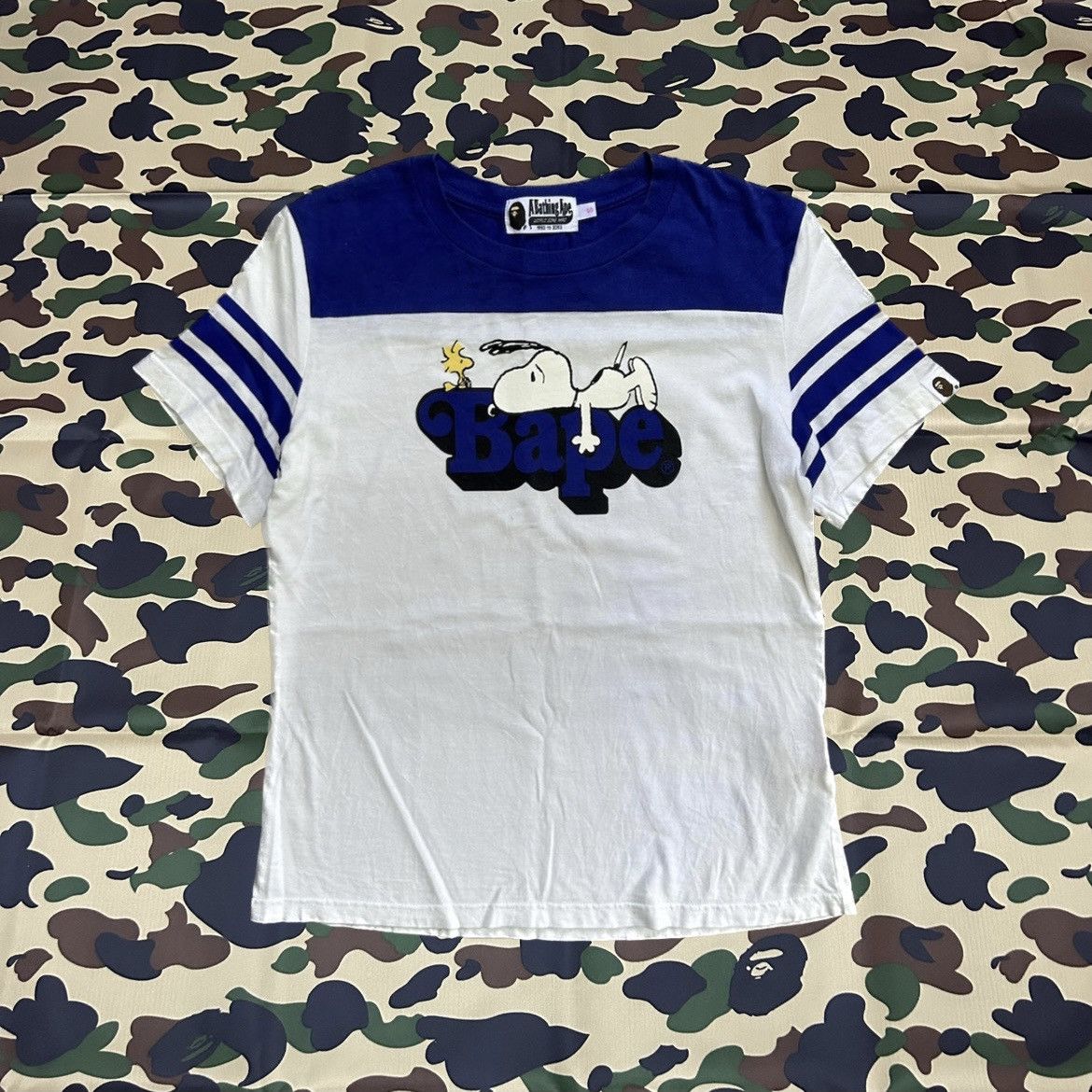 Bape × Peanuts Bape x Snoopy Tee Size S / US 4 / IT 40 - 1 Thumbnail