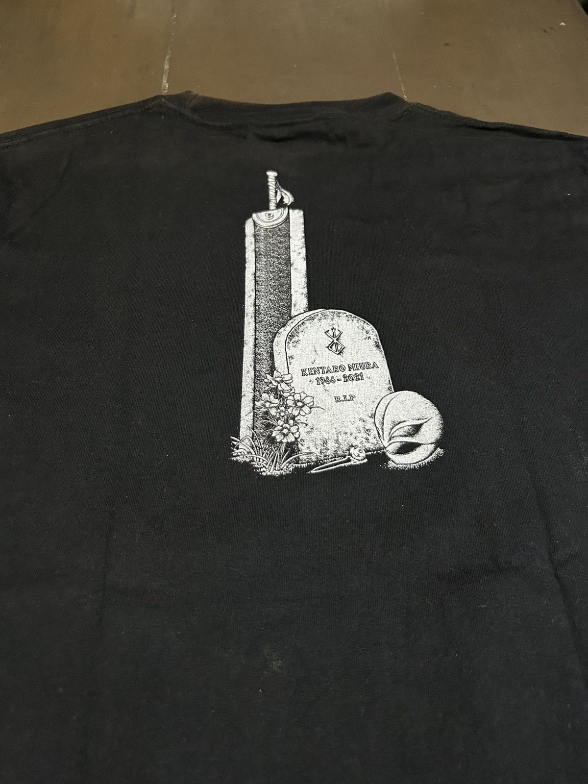 Anime Berserk Griffith and Guts Kentaro Miura Tees Size US L / EU 52-54 / 3 - 6 Thumbnail