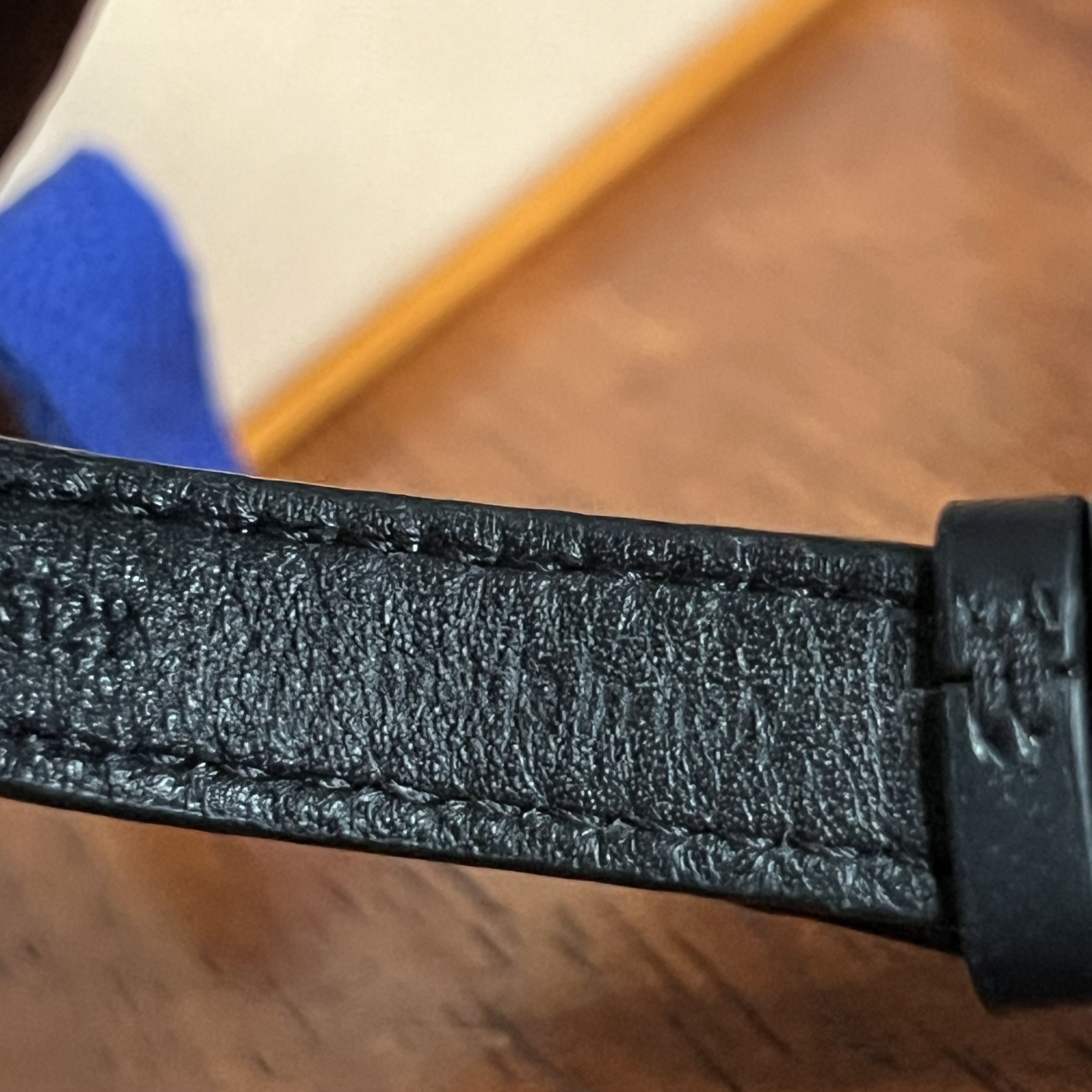 Louis Vuitton Louis Vuitton Party Bumbag Bracelet Size ONE SIZE - 8 Thumbnail