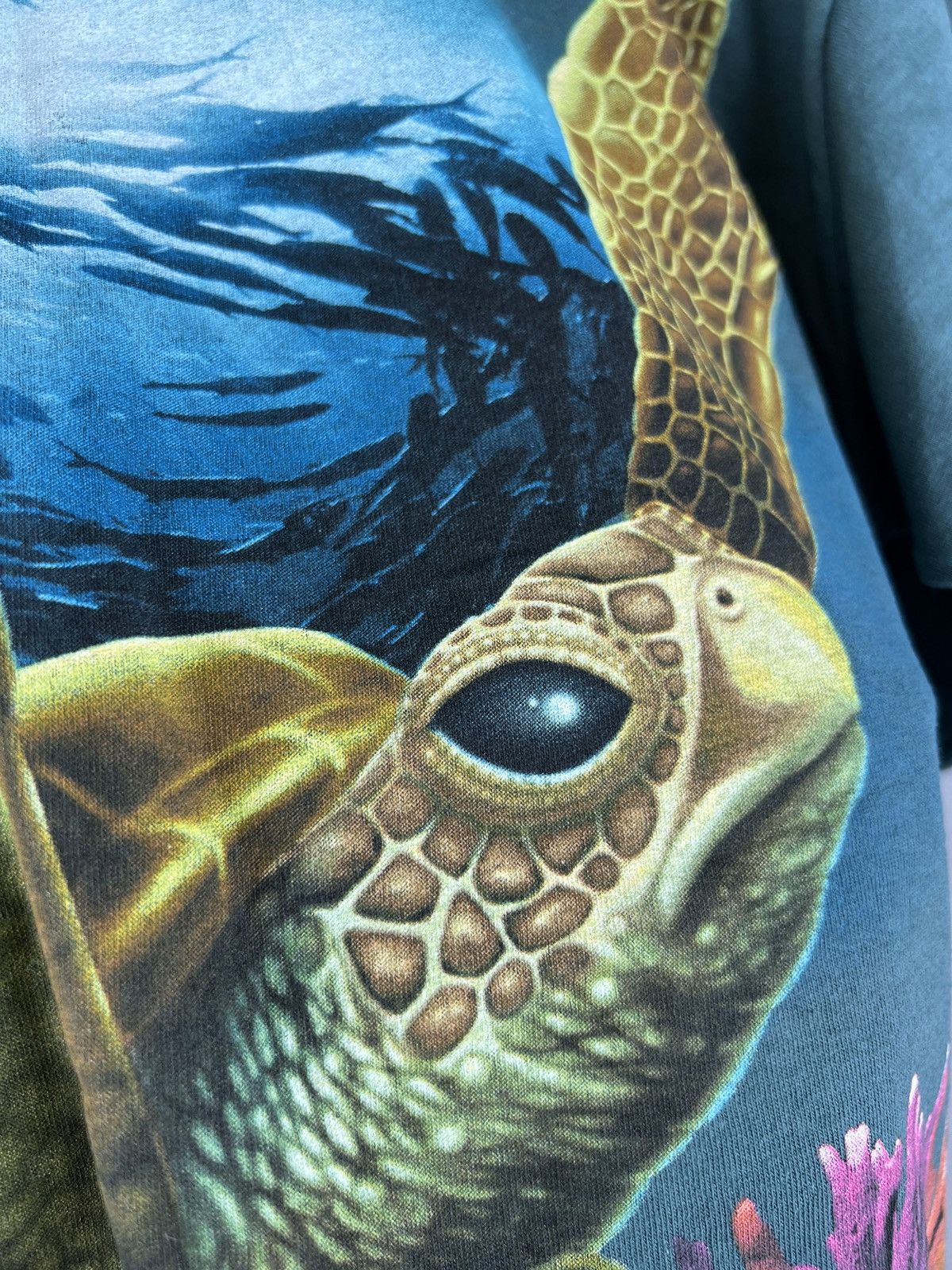 Vintage Vintage 1997 Big Turtle Ocean Wild Oversized tee Size US M / EU 48-50 / 2 - 6 Thumbnail