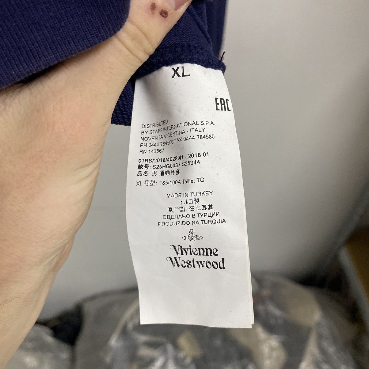 Vivienne Westwood Vivienne Westwood Zip Hoodie Size US XL / EU 56 / 4 - 5 Thumbnail