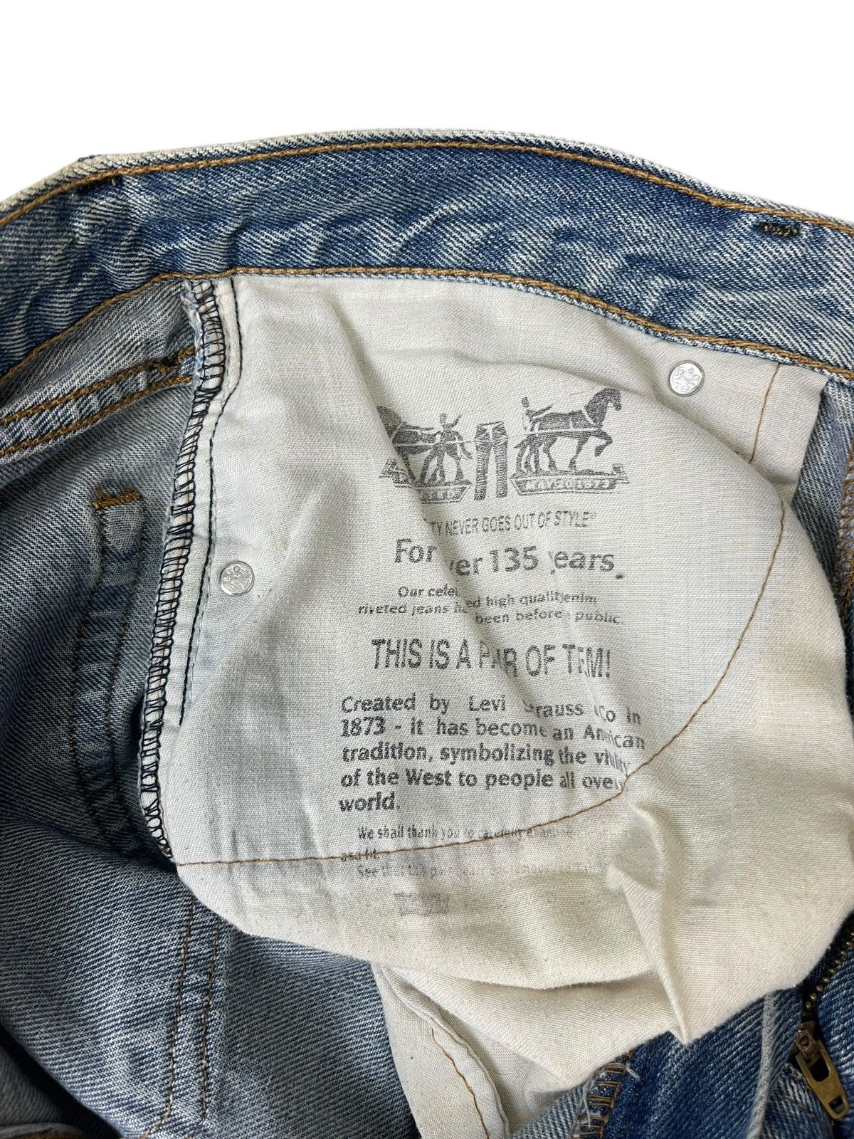 Levi's Vintage Levi’s 560 Baggy Jeans Size US 33 - 8 Thumbnail