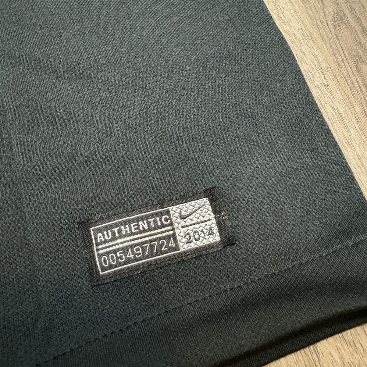 Nike Brazil 2014 away shirt #7 Pato Size US L / EU 52-54 / 3 - 6 Thumbnail