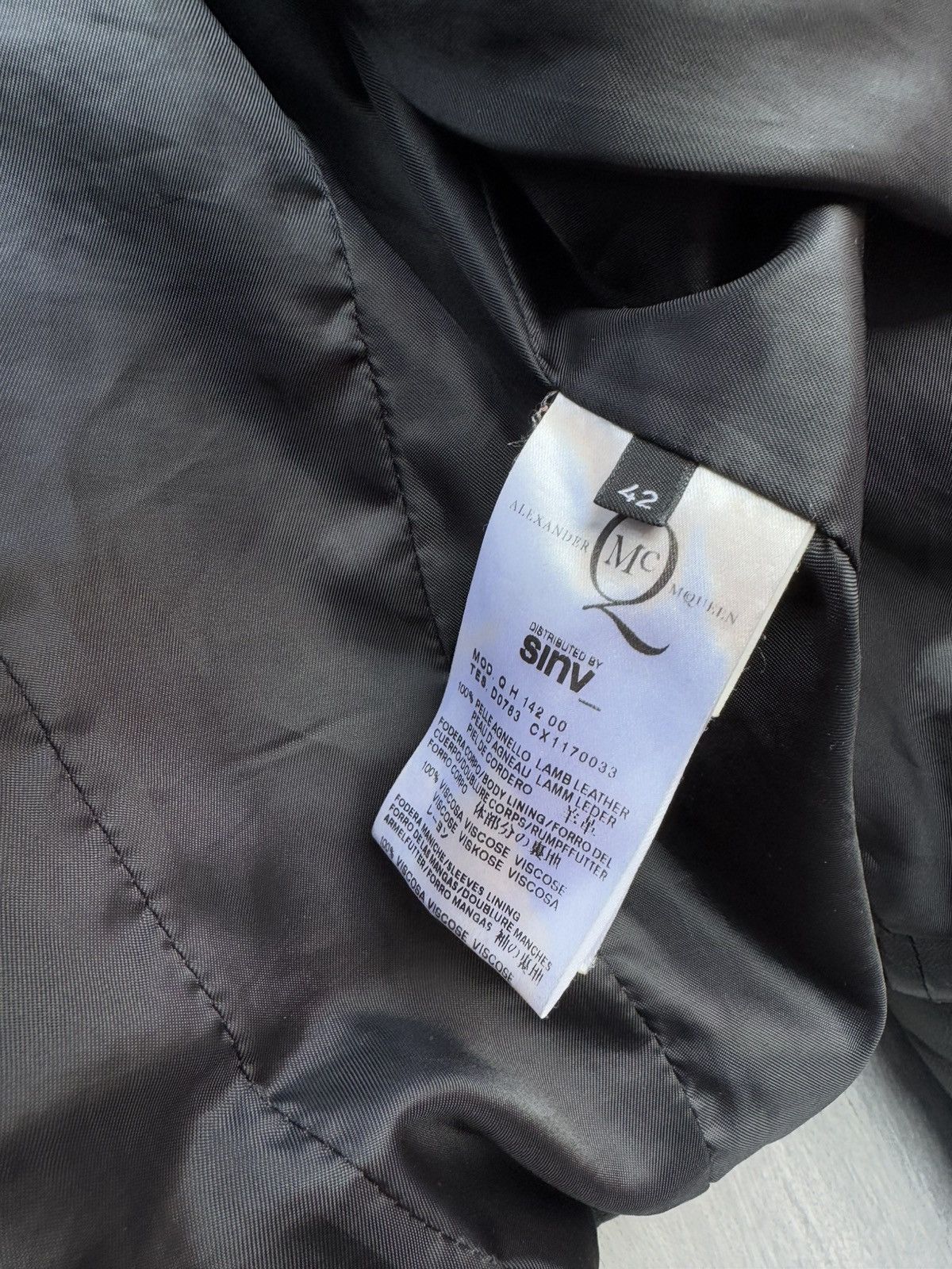 Alexander McQueen Alexander McQueen Leather Quilted Biker Jacket Size 42 Size M / US 6-8 / IT 42-44 - 14 Thumbnail