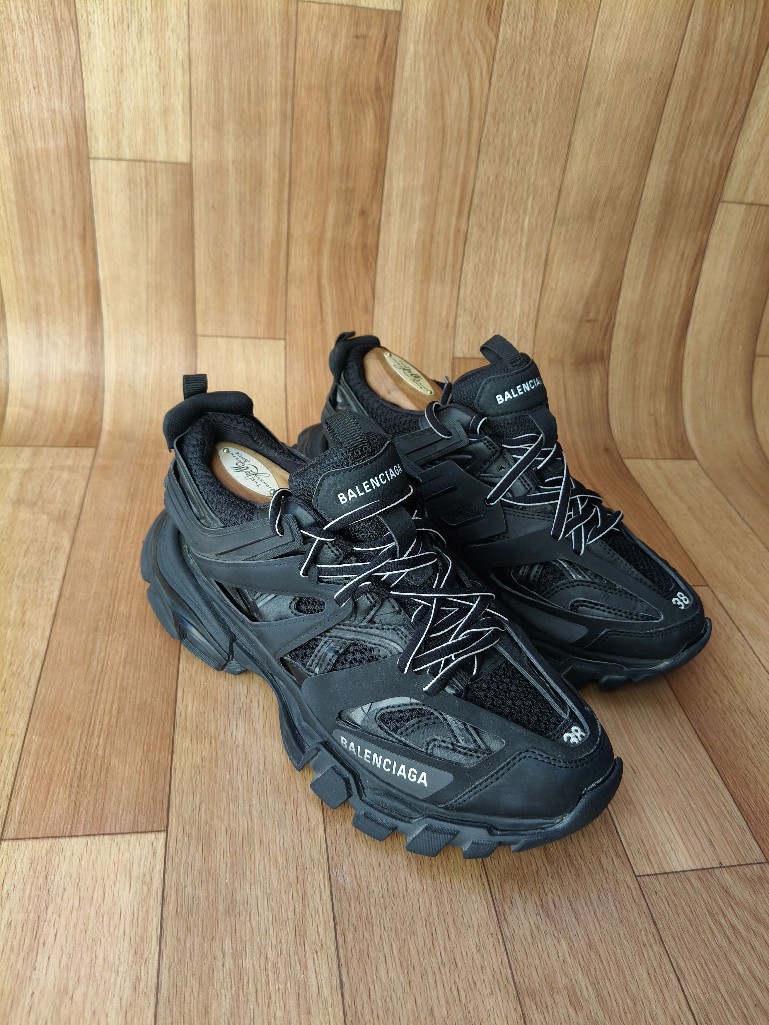 Balenciaga Balenciaga all black track sneakers Size US 6 / EU 39 - 7 Thumbnail
