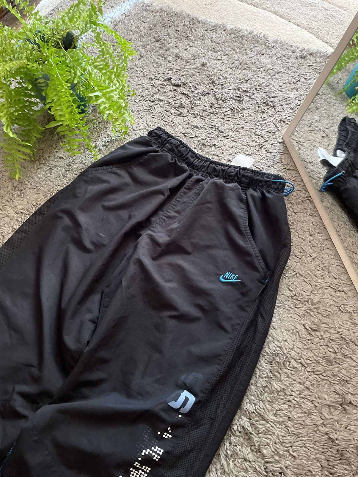 Nike × Vintage 00s Nike Vintage Pants Streetwear Logo Swoosh Rare Size US 30 / EU 46 - 4 Thumbnail