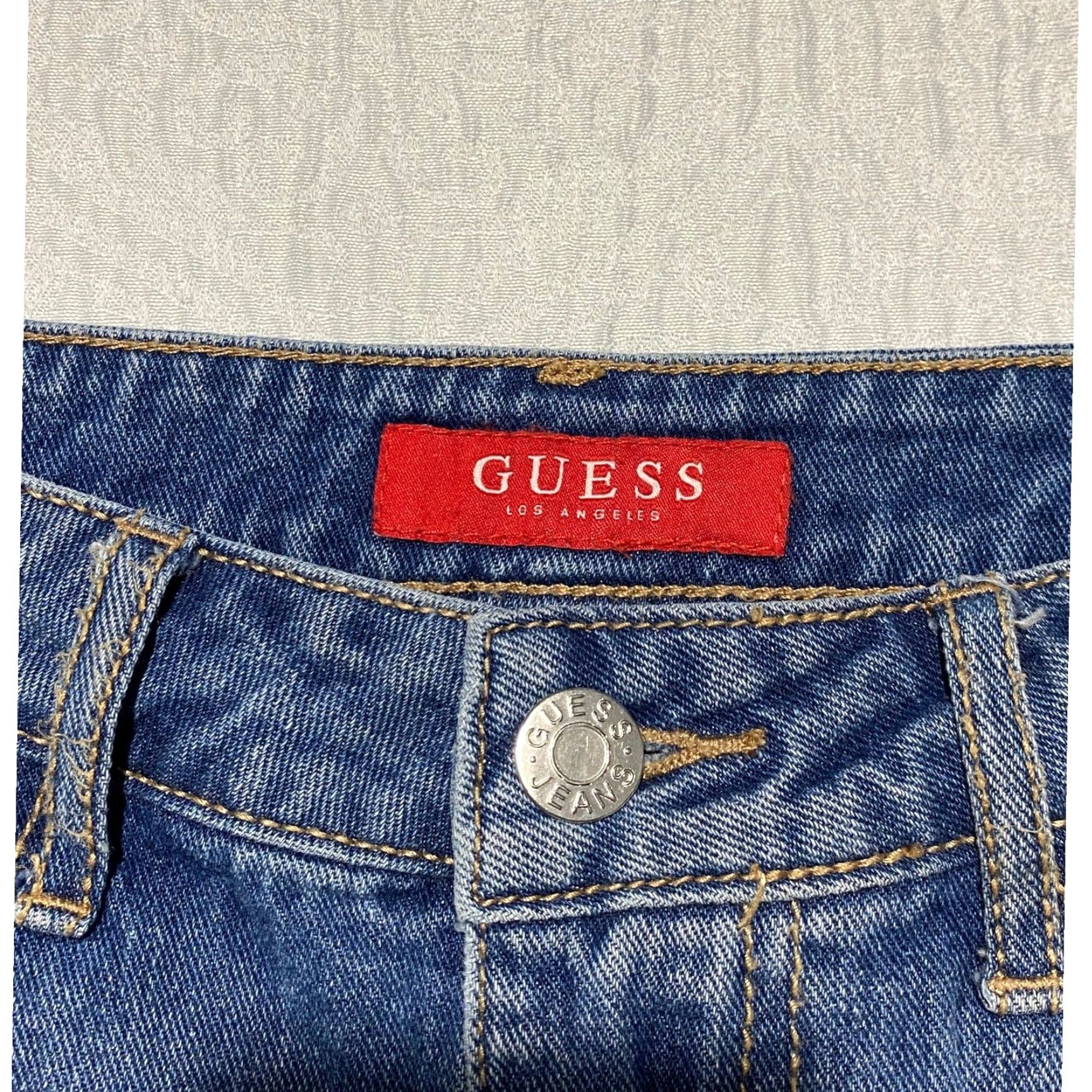 Guess VINTAGE Size 42" / US 20 - 4 Thumbnail