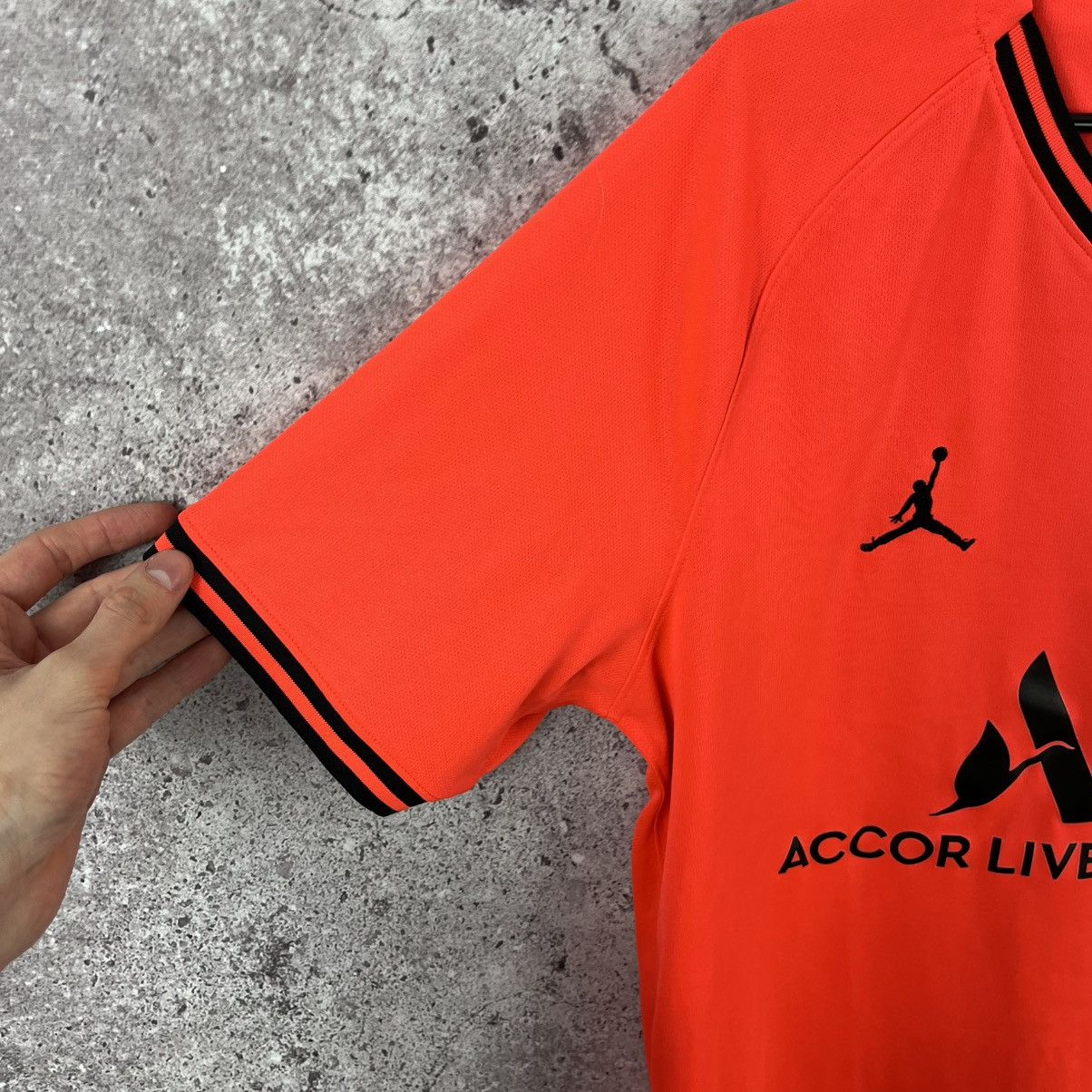 Jordan Brand Paris Saint Germain PSG 2019/2020 Away Soccer Jersey Size L Size US L / EU 52-54 / 3 - 4 Thumbnail