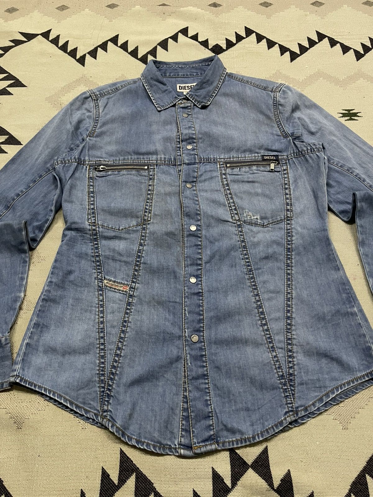 Diesel 2000s DIESEL BLUE DENIM BLOUSE WESTERN SNAP BUTTON SHIRT Size S / US 4 / IT 40 - 4 Thumbnail