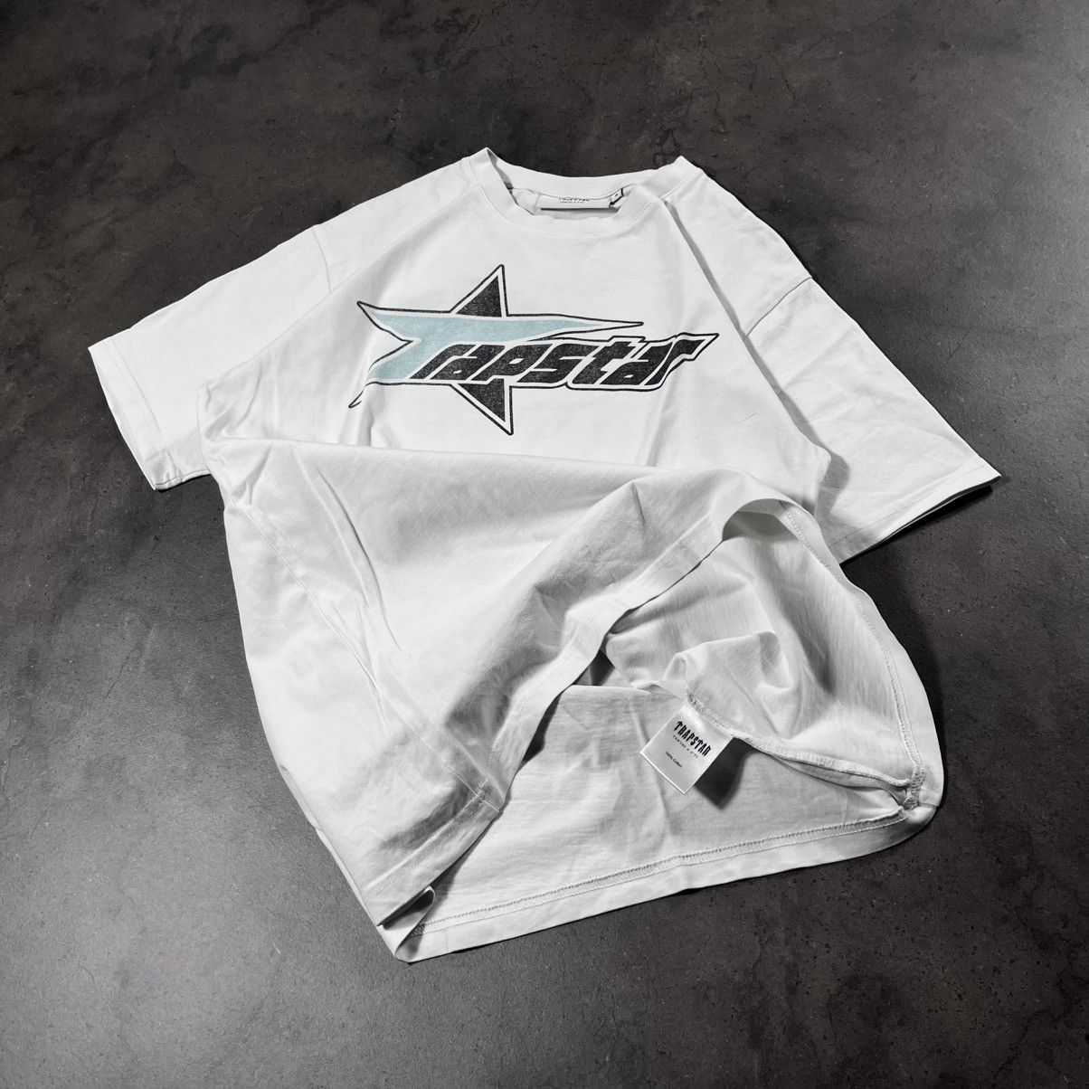 Trapstar London Trapstar London Rockstar Big Logo Naked Girl Tee Tshirt Size US S / EU 44-46 / 1 - 9 Thumbnail