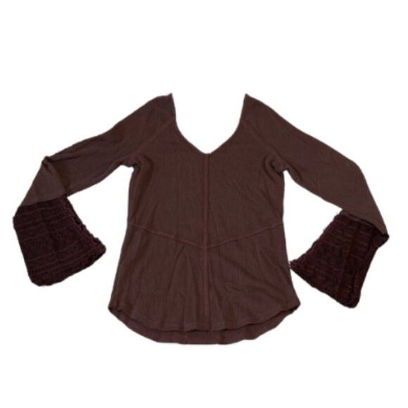 Free People Free People Women's Juliet Bell Sleeve V-Neck Long-Sleeve Size M / US 6-8 / IT 42-44 - 1 Thumbnail