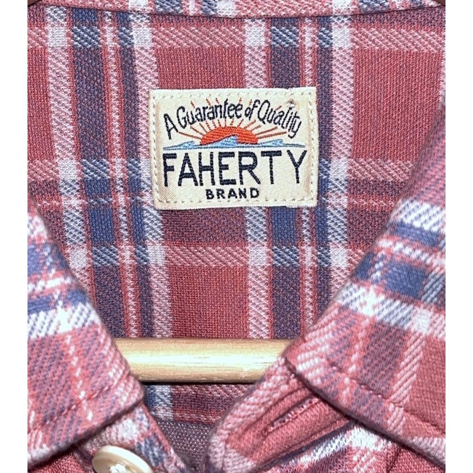 Faherty Faherty Coastline Knit Shirt S Pink Blue Plaid Button Down Size US S / EU 44-46 / 1 - 5 Thumbnail