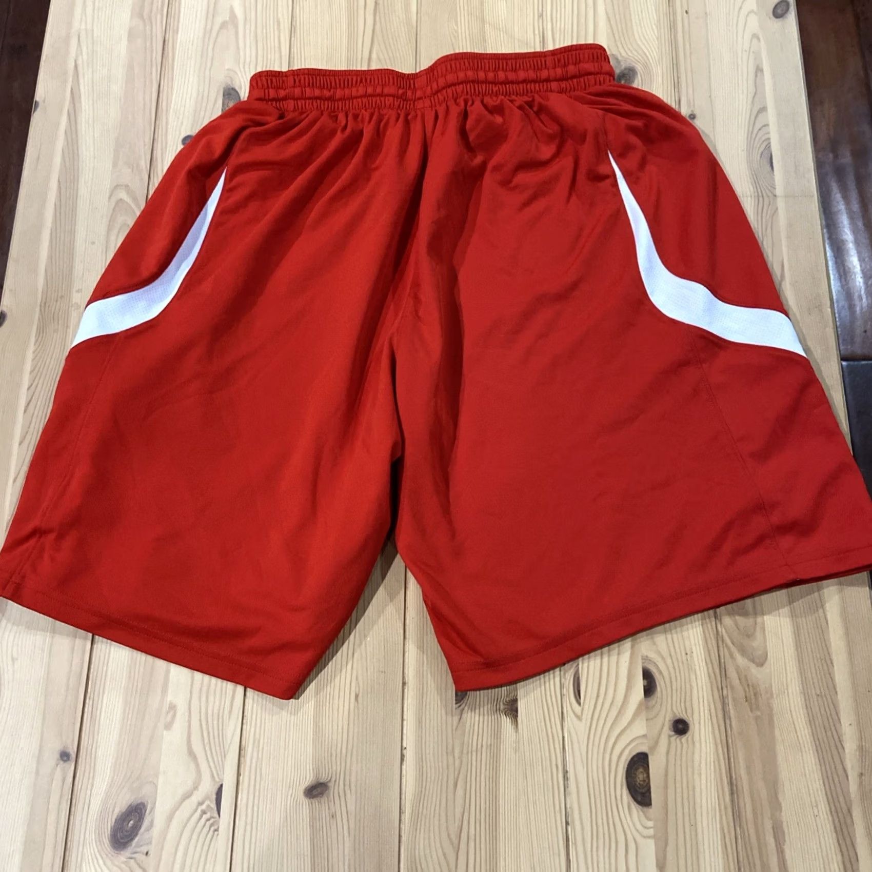 Under Armour Under Armour Clutch 2 Reversible Training Short Red Men's L UKS528M Size US 33 - 6 Thumbnail