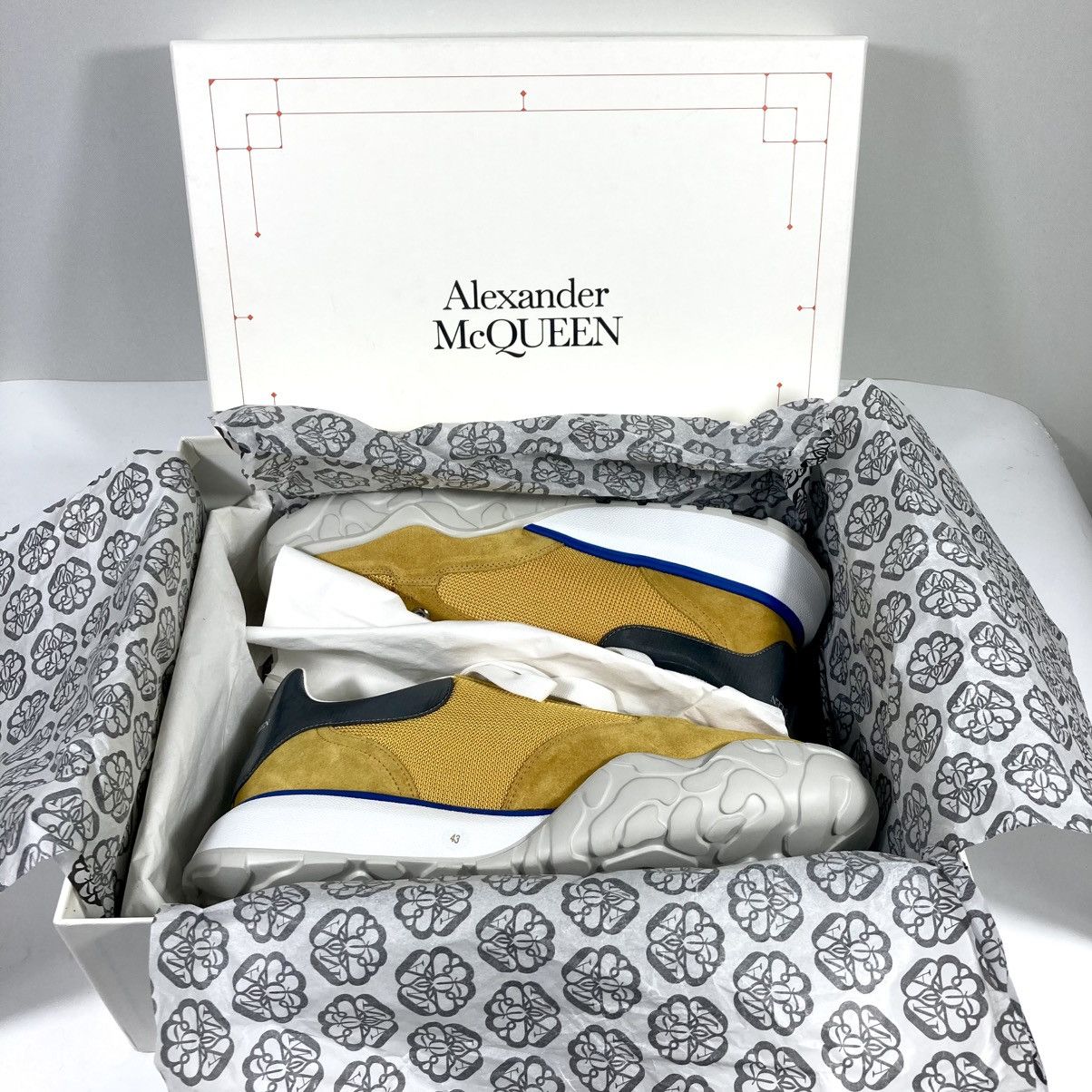 Alexander McQueen Alexander McQueen Mens Court Trainer Sneakers Yellow 43 EU Size US 10 / EU 43 - 3 Thumbnail