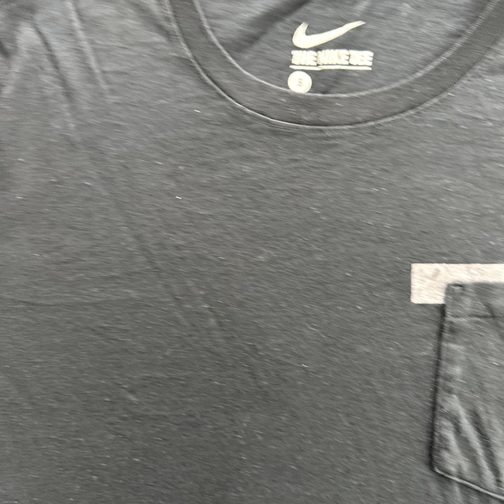 Nike Nike Shirt Mens Small Black Pocket Tee The Nike Tee Tri-Blend Graphic Athletic Size US S / EU 44-46 / 1 - 6 Thumbnail