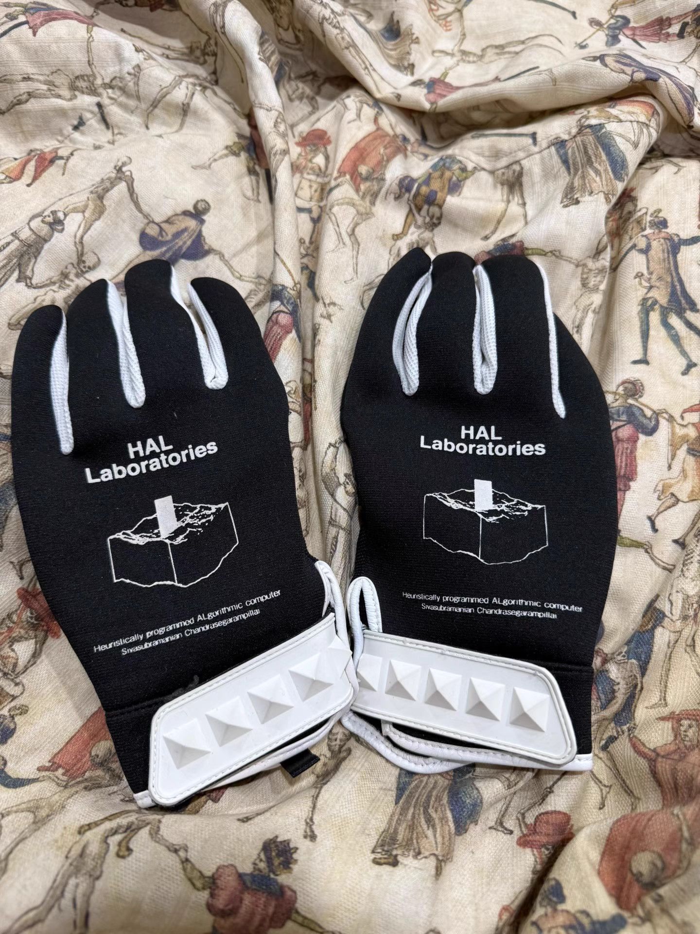Undercover UNDERCOVER × HAL Laboratories Studded Biker Gloves K20 Size ONE SIZE - 1 Thumbnail