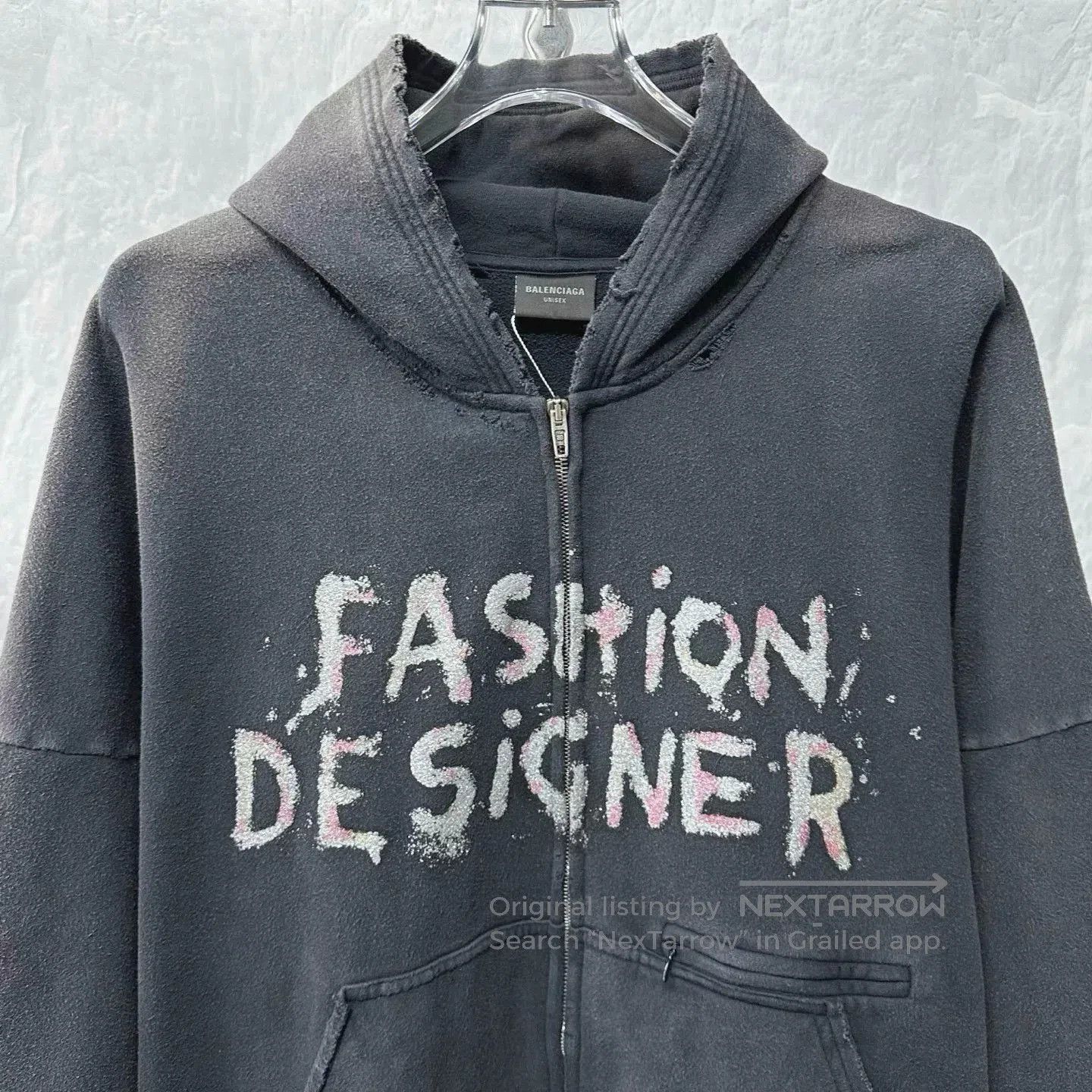 Balenciaga vintage logo hoodie from balenciaga. Size XXS / US 00 / IT 34 - 2 Thumbnail