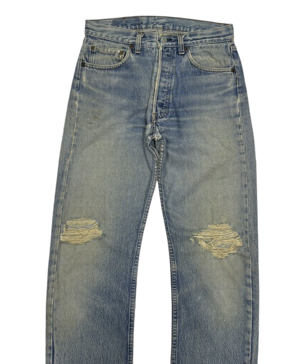 Levi's Vintage Clothing VINTAGE LEVIS 501 NICE FADED DISTRESSED DENIM JEANS Size US 29 - 3 Thumbnail