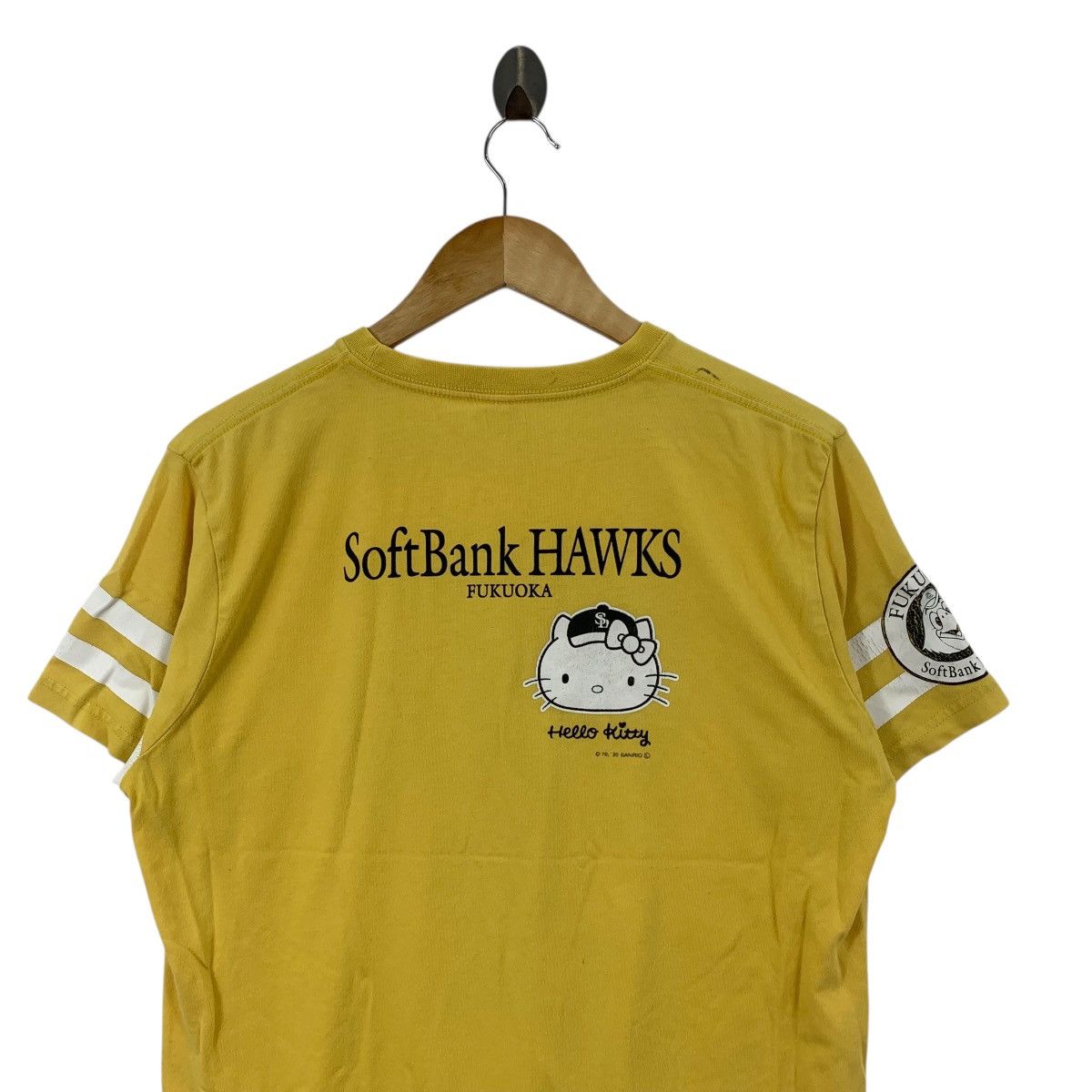Other HELLO KITTY x SOFTBANK HAWAKS Japan Baseball Tee Shirt Top Size L / US 10 / IT 46 - 9 Thumbnail