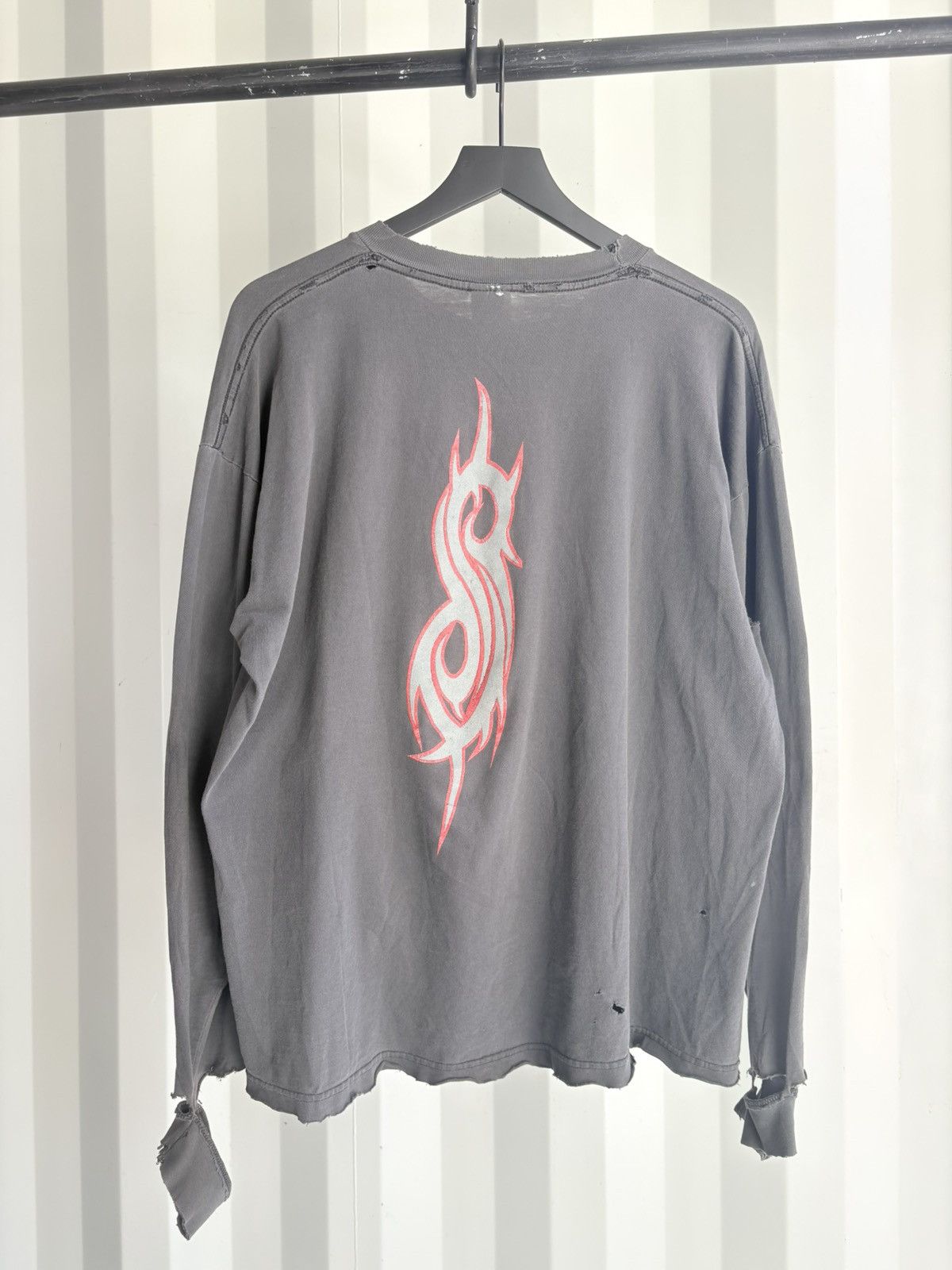 Band Tees Vintage Slipknot Shirt Thrashed Faded Distressed GRUNGE Band Size US XL / EU 56 / 4 - 5 Thumbnail