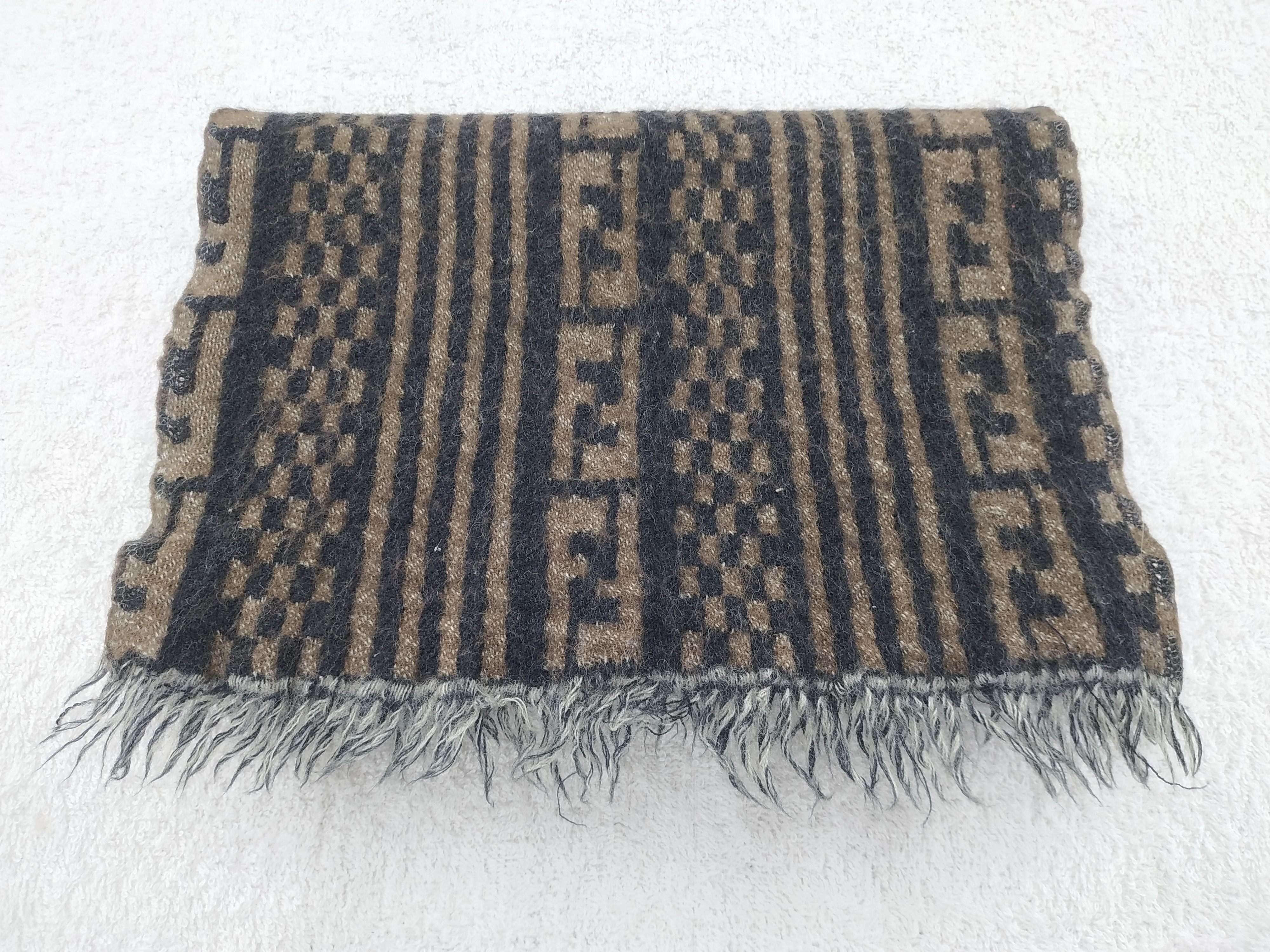 Fendi Vintage Fendi Scarf/Muffler/Neckwear MF463 Size ONE SIZE - 3 Thumbnail