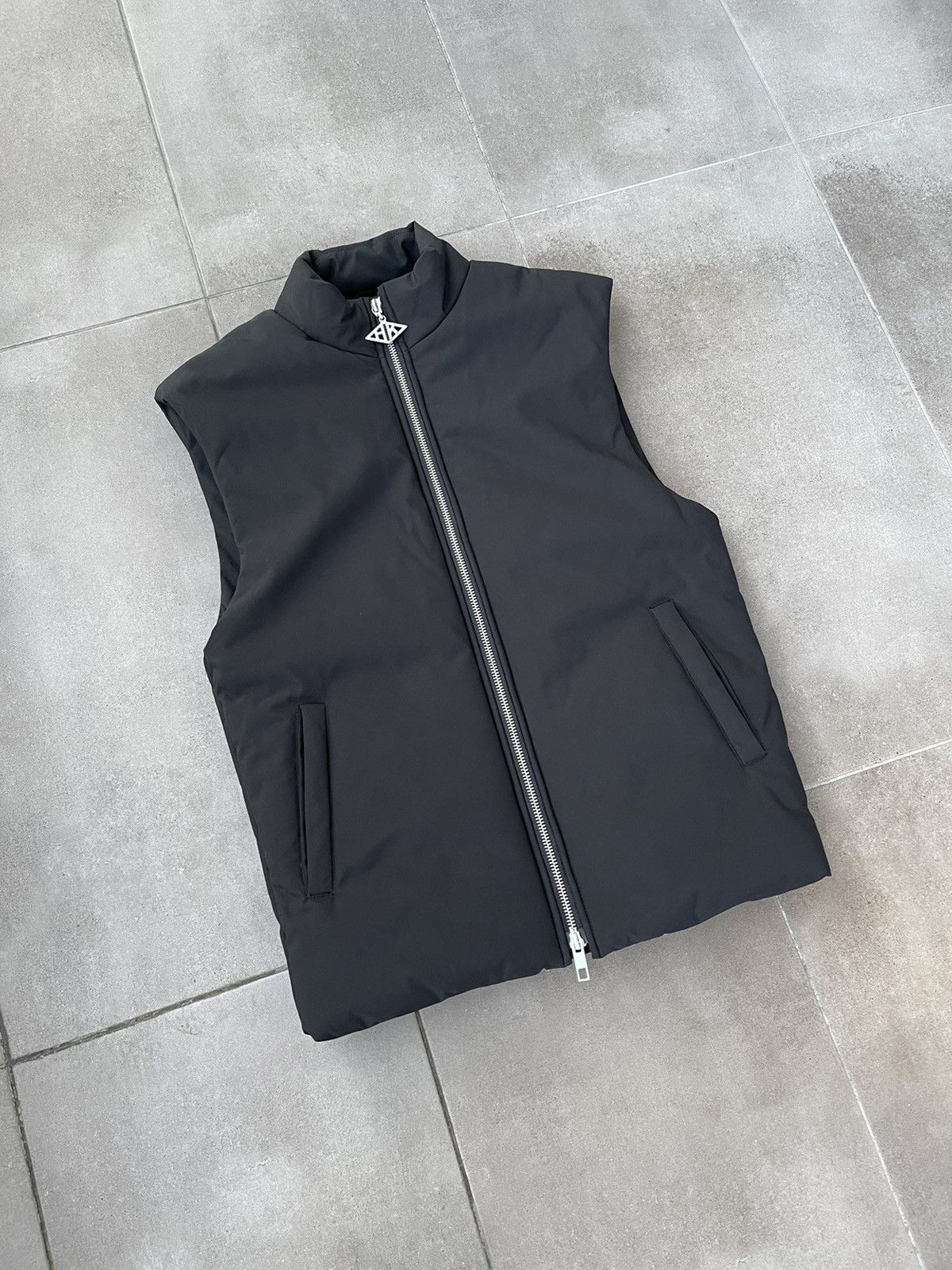 Han Kjobenhavn !DS! FW22 Han Kjobenhavn Black Padded Vest Size US M / EU 48-50 / 2 - 11 Thumbnail