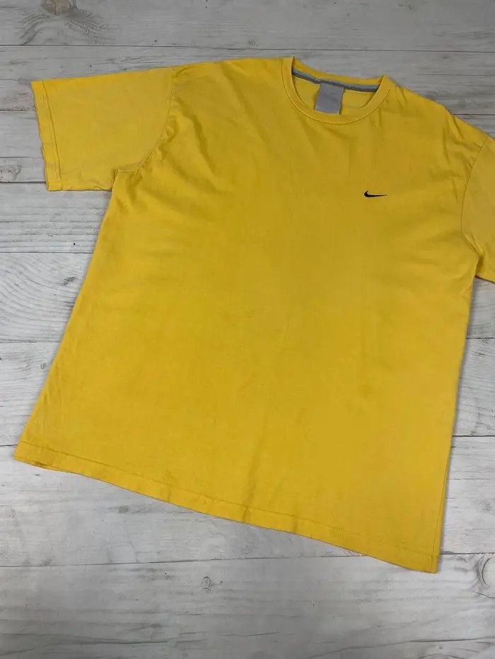 Nike Vintage Nike T-Shirt Swoosh 00s Y2K Size US XXL / EU 58 / 5 - 3 Thumbnail