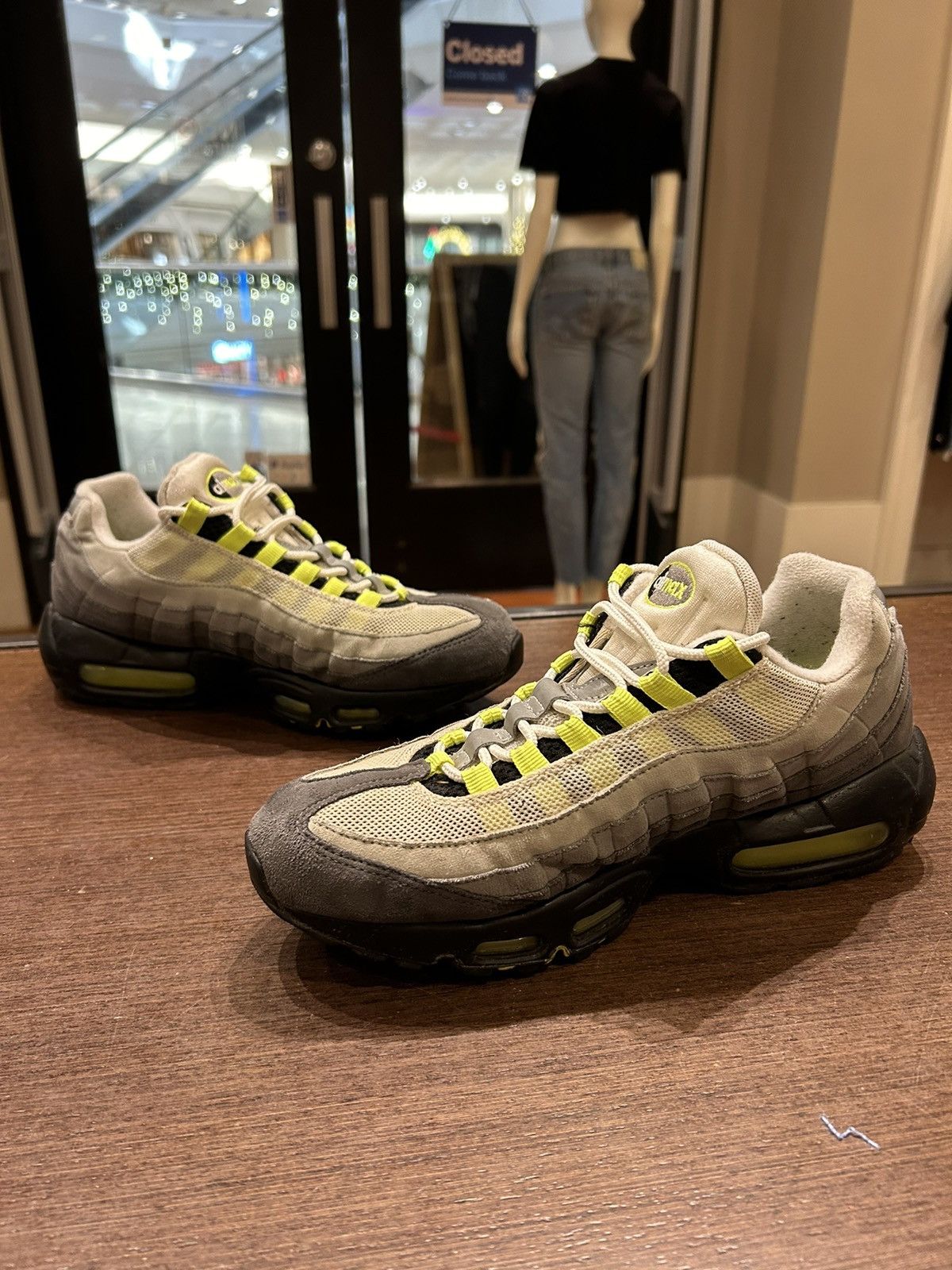 Nike Air Max 98 ‘OG Neon’ Size US 8 / EU 41 - 2 Thumbnail