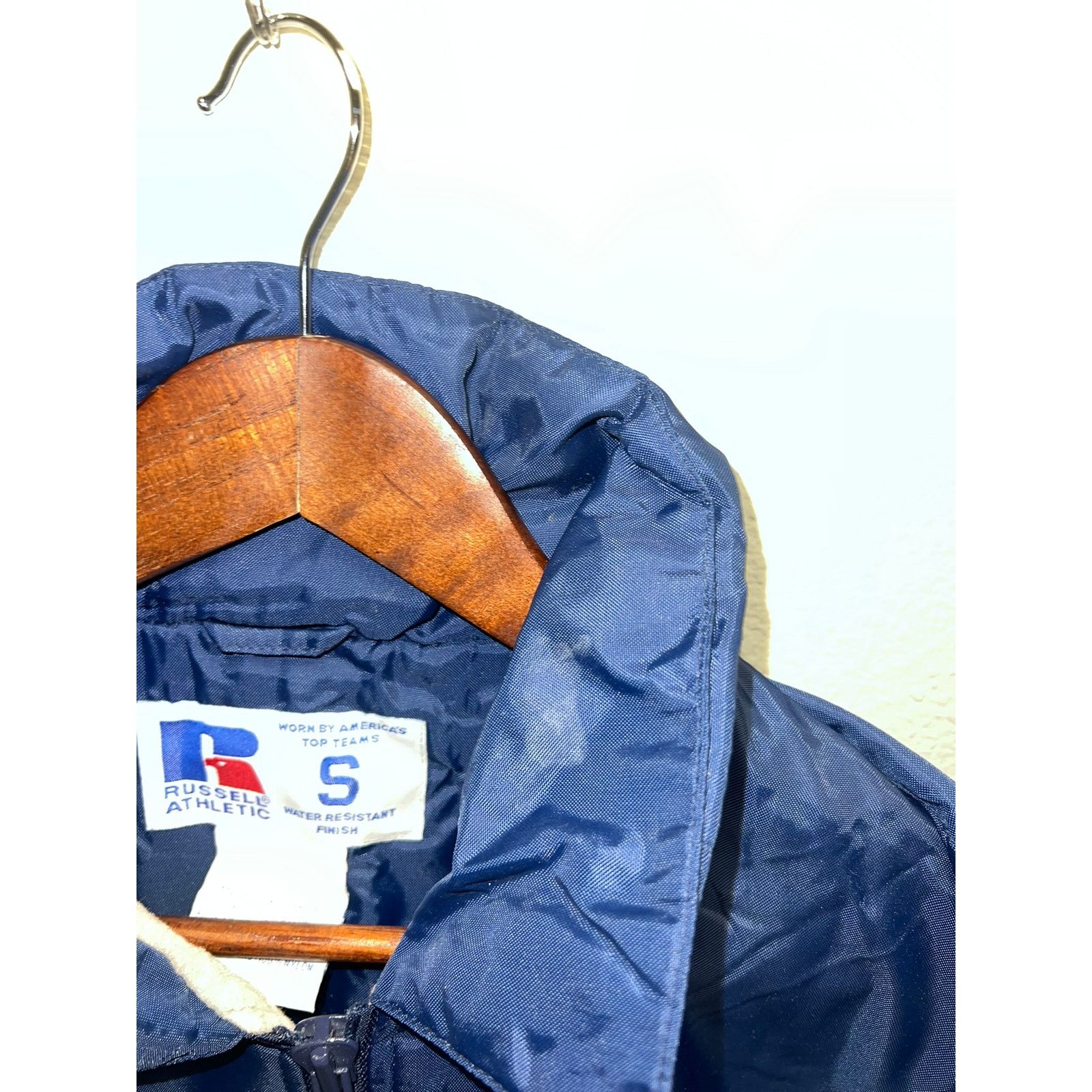 Vintage Vintage Russell Athletic Blue Jacket Water Resistant VTG L Size US L / EU 52-54 / 3 - 3 Thumbnail