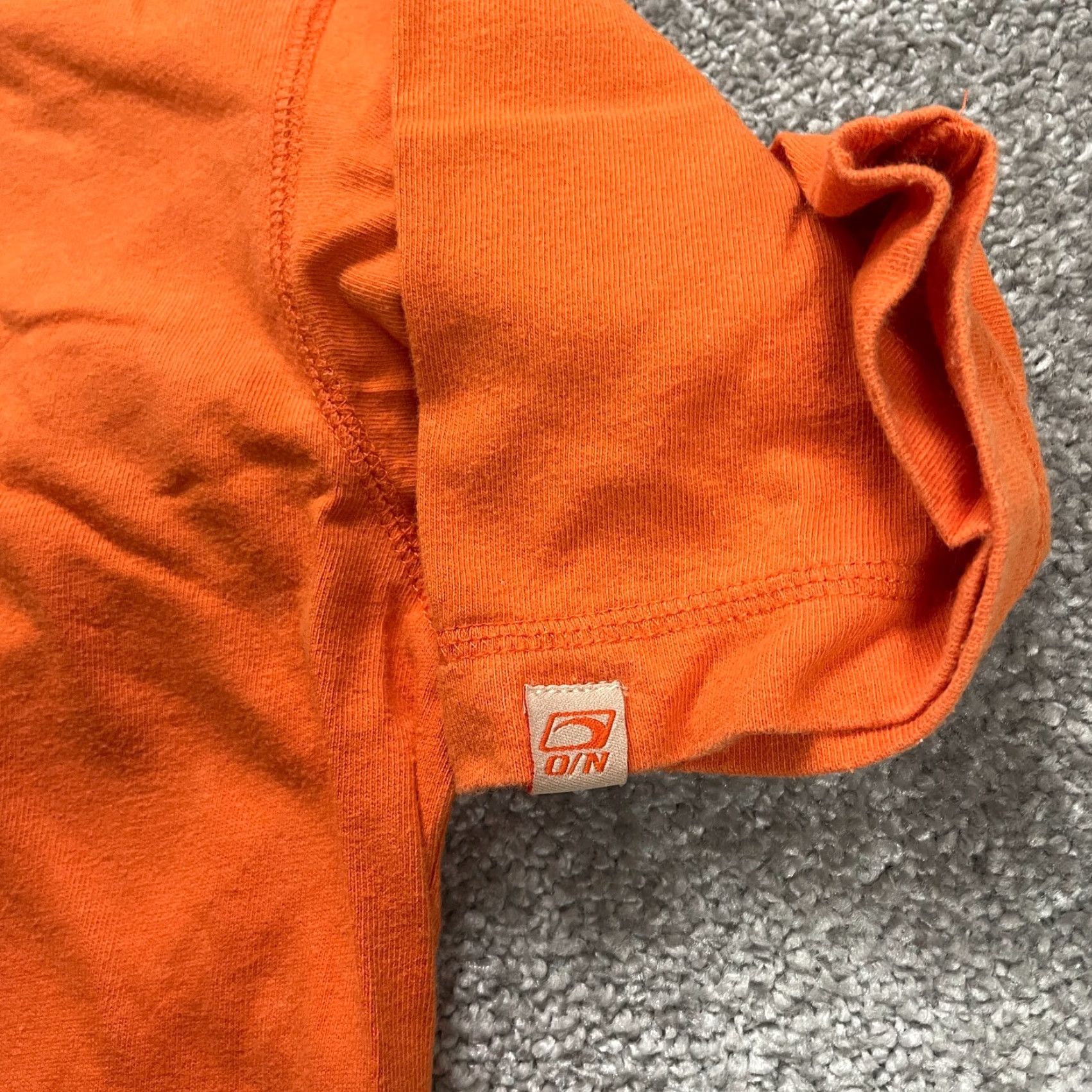 Old Navy VINTAGE Old Navy Men’s Cotton V-Neck T-Shirt Short Sleeve Orange Solid 90s Casual Mens Size US M / EU 48-50 / 2 - 4 Thumbnail