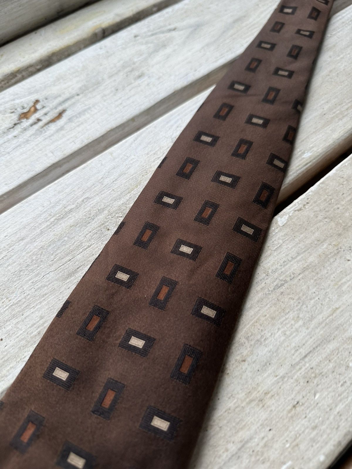 Designer × Hugo Boss 🚨RARE Hugo Boss Tie old money style Burgundy luxury monogram Size ONE SIZE - 6 Thumbnail