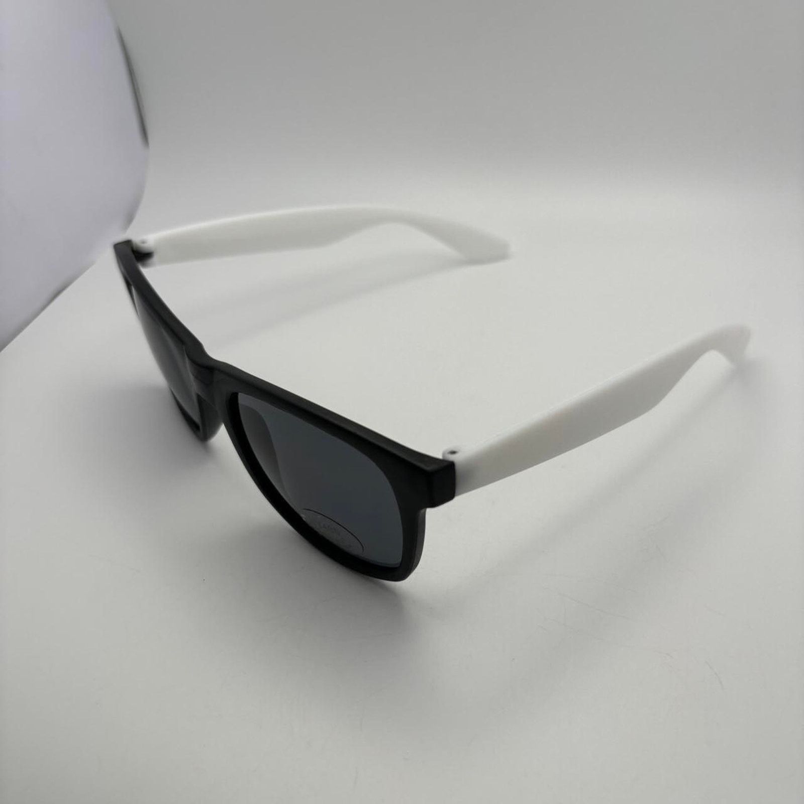 Other Black & White Sunglasses Size ONE SIZE - 3 Thumbnail
