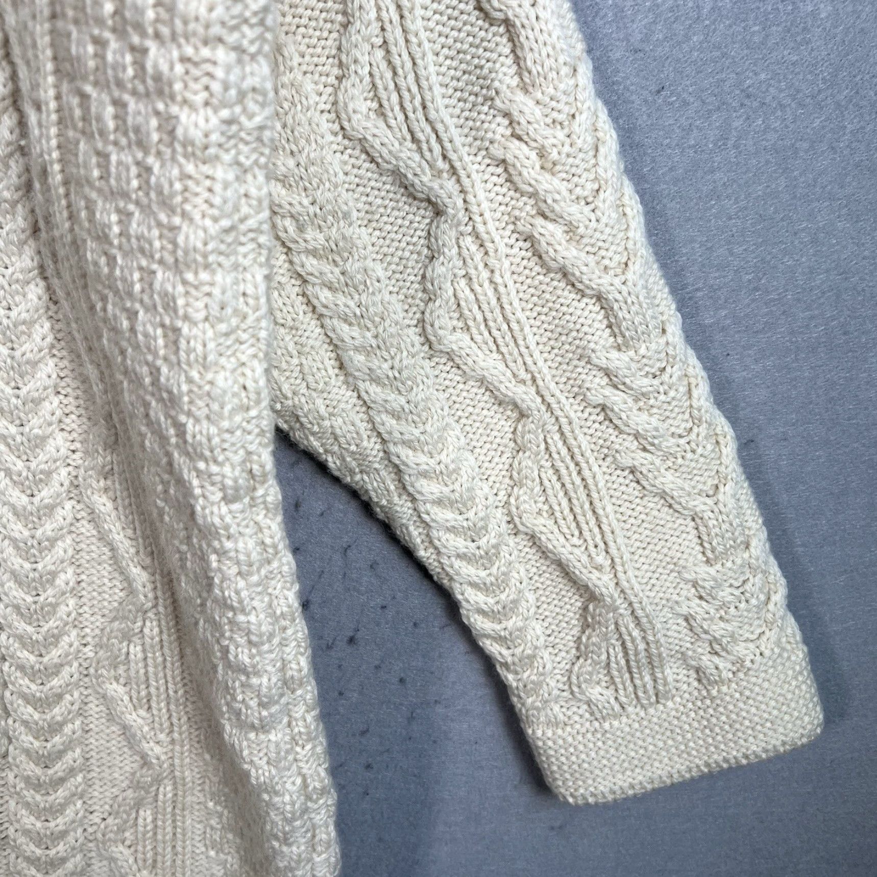 Vintage VINTAGE Aran Crafts Merino Wool Cable Knit Cardigan 2XL Cream Womens Size XXL / US 16-18 / IT 52-54 - 7 Thumbnail