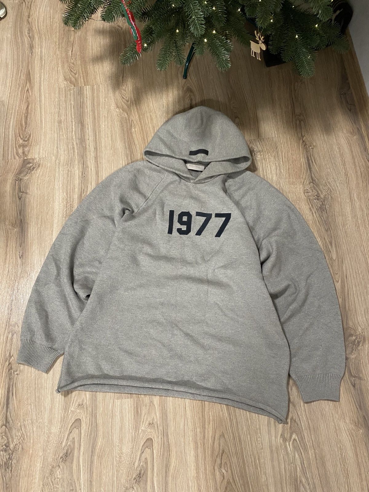 Essentials Fear of God Essentials Knit Oversized Hoodie 1977 Size: XL Size US XL / EU 56 / 4 - 1 Thumbnail