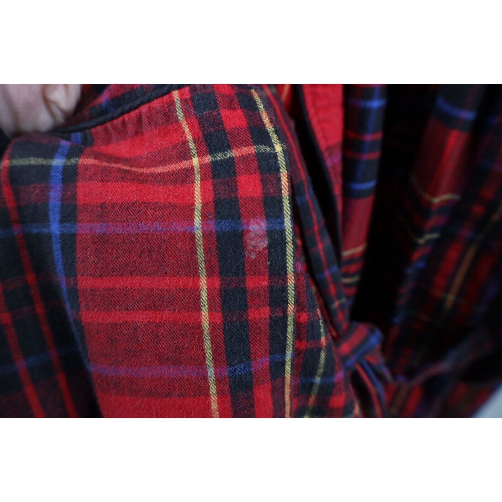Pierre Cardin × Vintage Vintage 90s Pierre Cardin Belted Flannel Bath Robe Size US L / EU 52-54 / 3 - 7 Thumbnail
