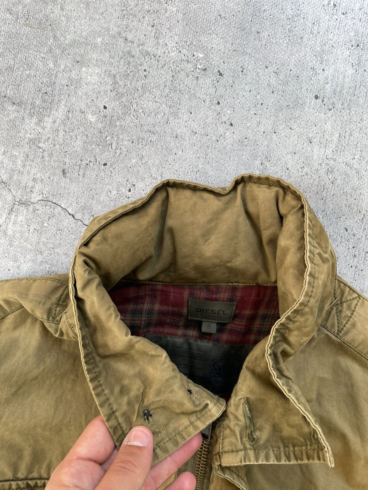 Other Y2K Vintage Diesel Multi-pocket Khaki Faded Jacket Size US S / EU 44-46 / 1 - 10 Thumbnail