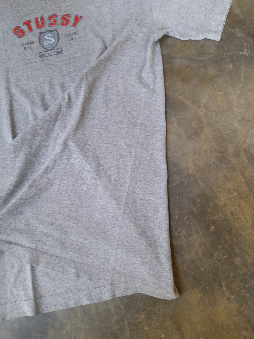 Stussy Vintage 90s Stüssy International Classic Crest Logo T-Shirt Size US S / EU 44-46 / 1 - 7 Thumbnail