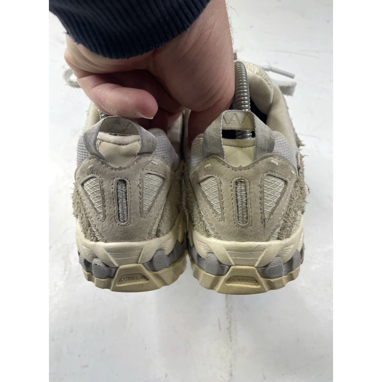 New Balance New Balance Sneaker Men Athletic 610 ML610TF Suede Ivory D 6.5 US 6 UK 39.5 EU Size US 6 / EU 39 - 5 Thumbnail