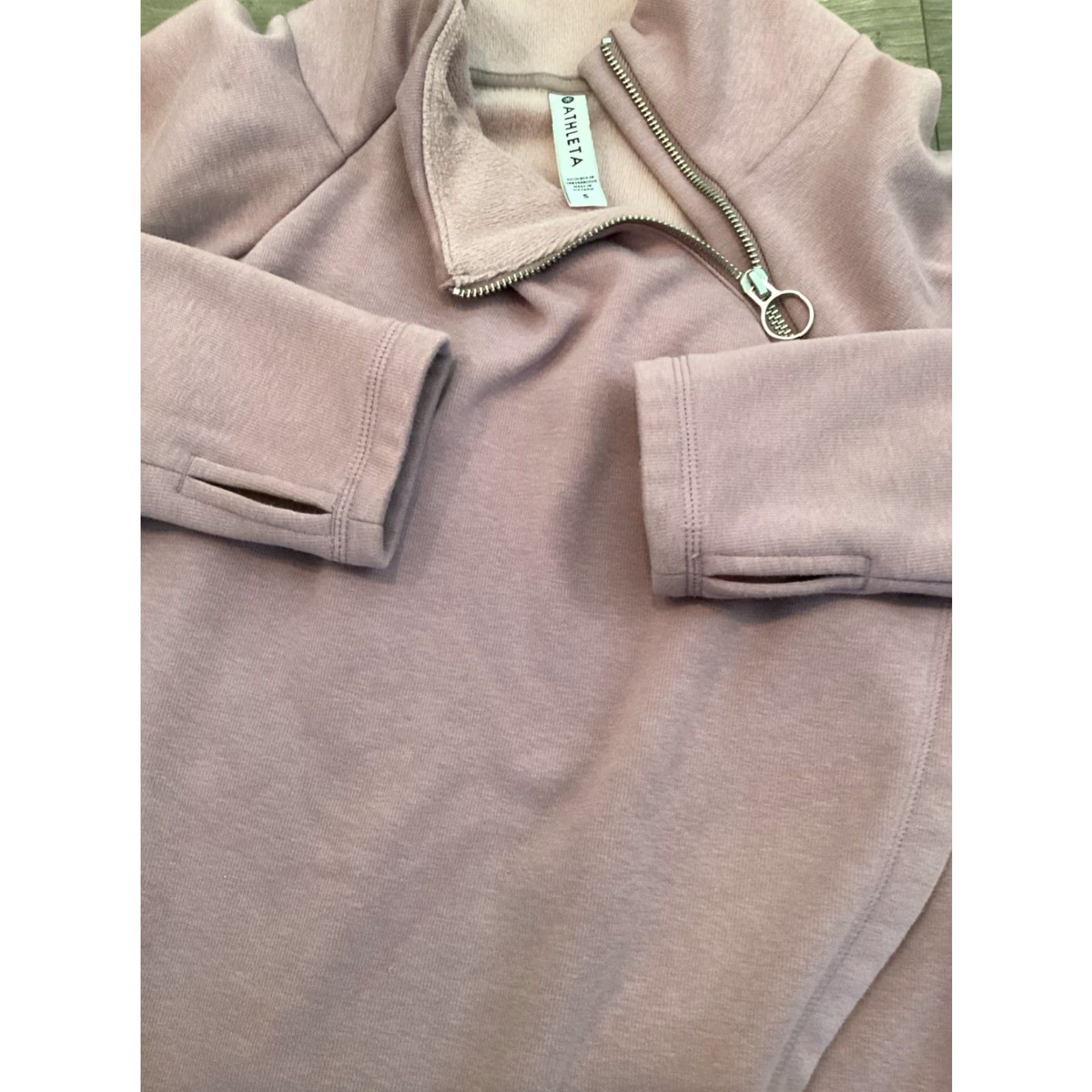 Athleta Athleta Sweatshirt Women ASYM Pullover Mock Neck S Dogwood Mauve Purple Ruffle Cozy Karma ASYM Pullover Size S / US 4 / IT 40 - 6 Thumbnail