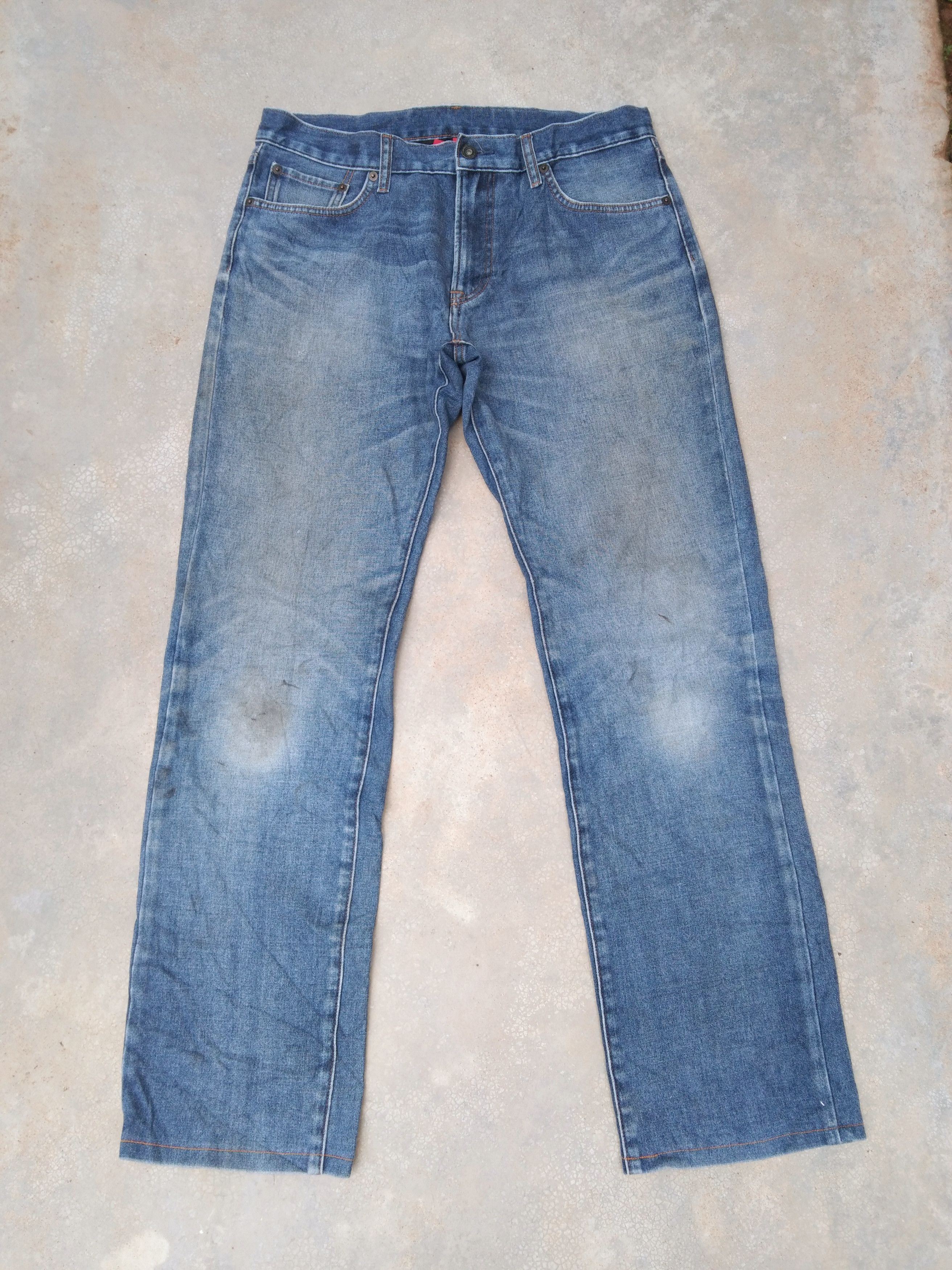 Vintage Japanese Brand Uniqlo Distressed Jeans 32x30 | Grailed